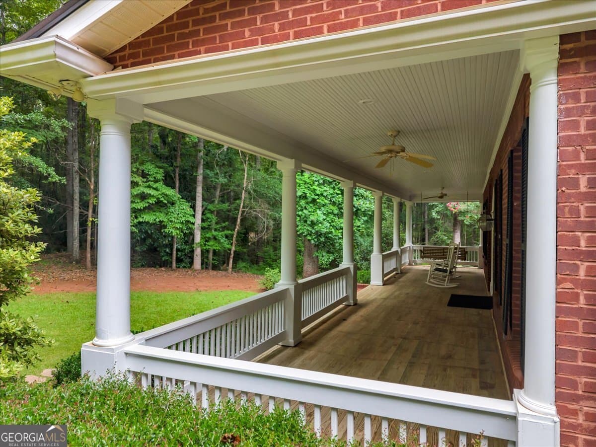 6 bedroom, 5.5 bathroom, 6,412 sq ft single family residence for sale at 222 Newton Drive, Forsyth, GA 31029 — photo 2