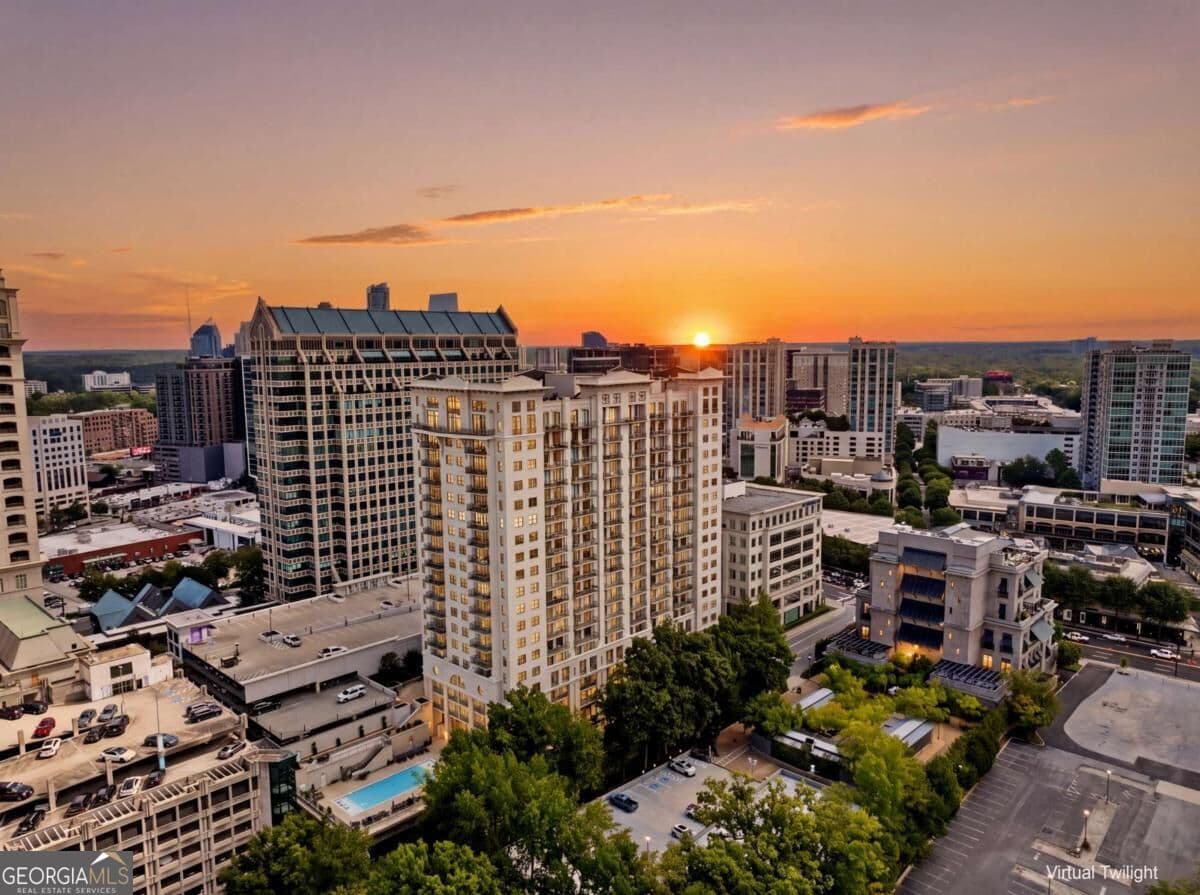 1 bedroom, 1 bathroom, 800 sq ft condominium for sale at 3040 Peachtree Road 709, Atlanta, GA 30305 — photo 1 of 39