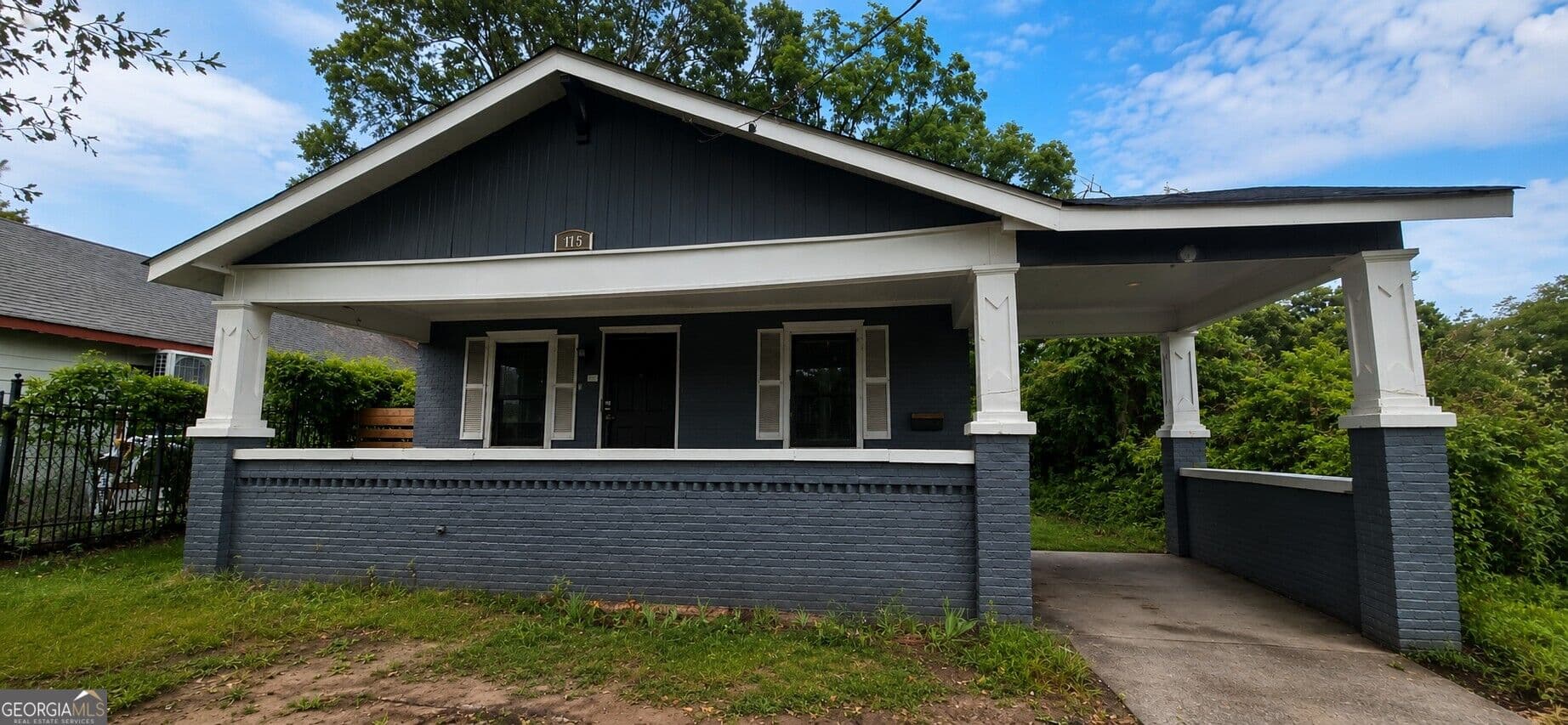 3 bedroom, 2 bathroom, 936 sq ft single family residence for sale at 415 King Arnold Street, Hapeville, GA 30354