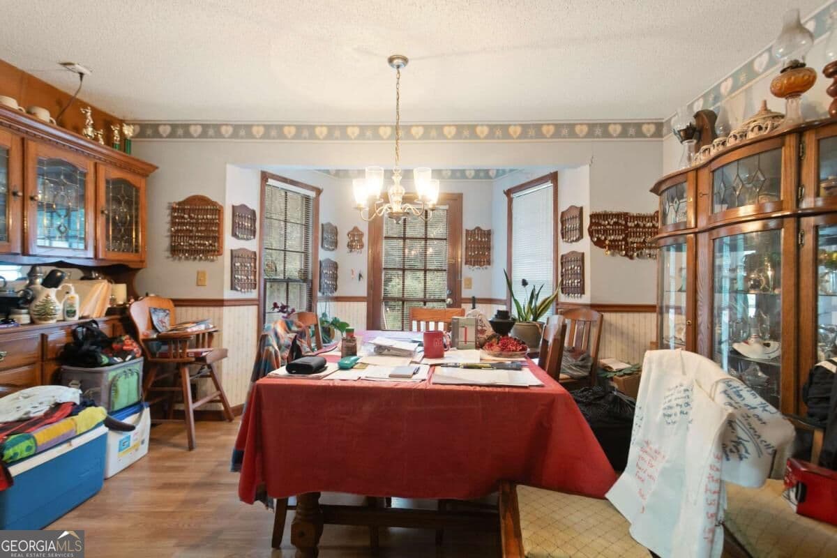 5 bedroom, 3 bathroom, 2,688 sq ft single family residence for sale at 5387 Due West Road, Powder Springs, GA 30127 — photo 6