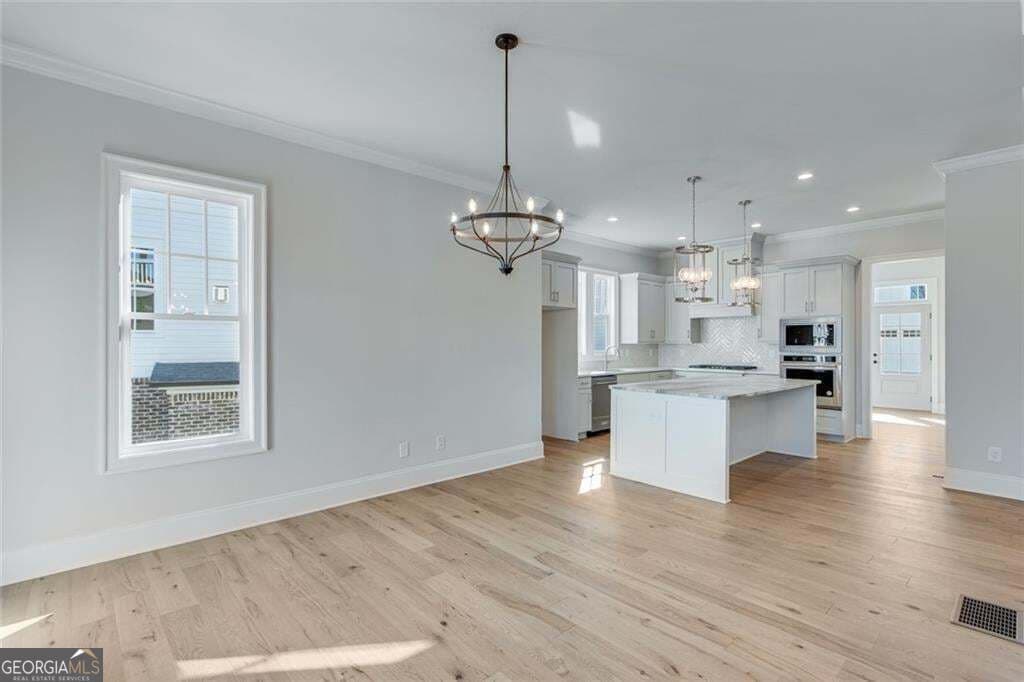 5 bedroom, 5.5 bathroom, 3,249 sq ft single family residence for sale at 1274 Six Sisters Street, Dacula, GA 30019 — photo 7