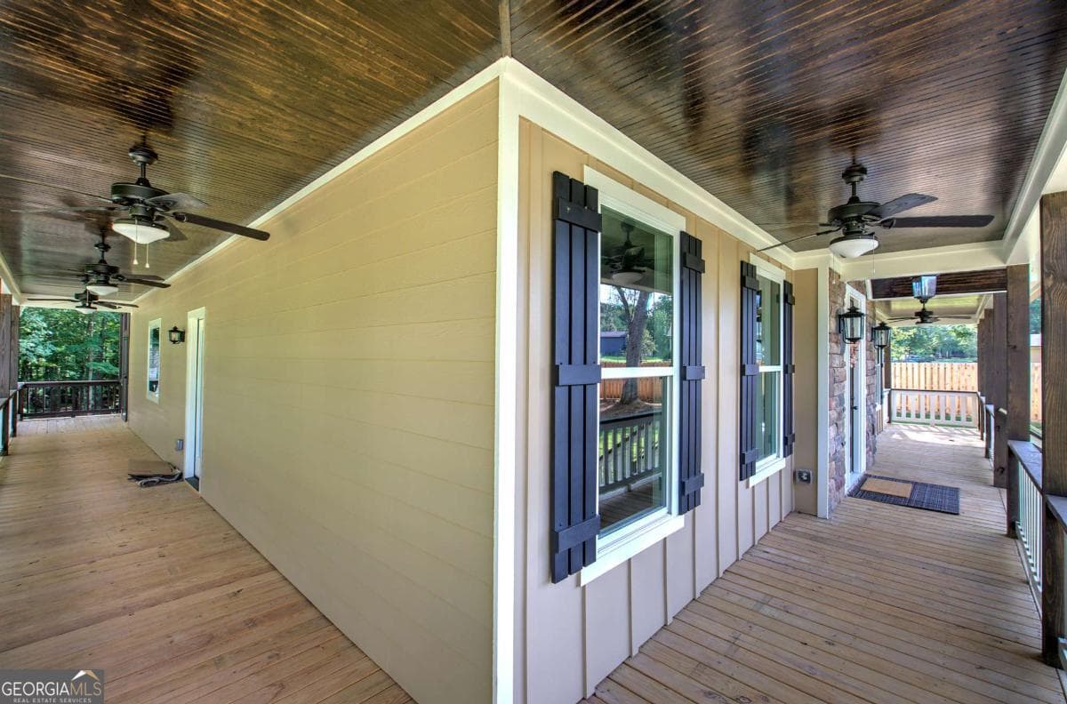 6 bedroom, 4.5 bathroom single family residence for sale at 10 Dove Pointe, Euharlee, GA 30145 — photo 7