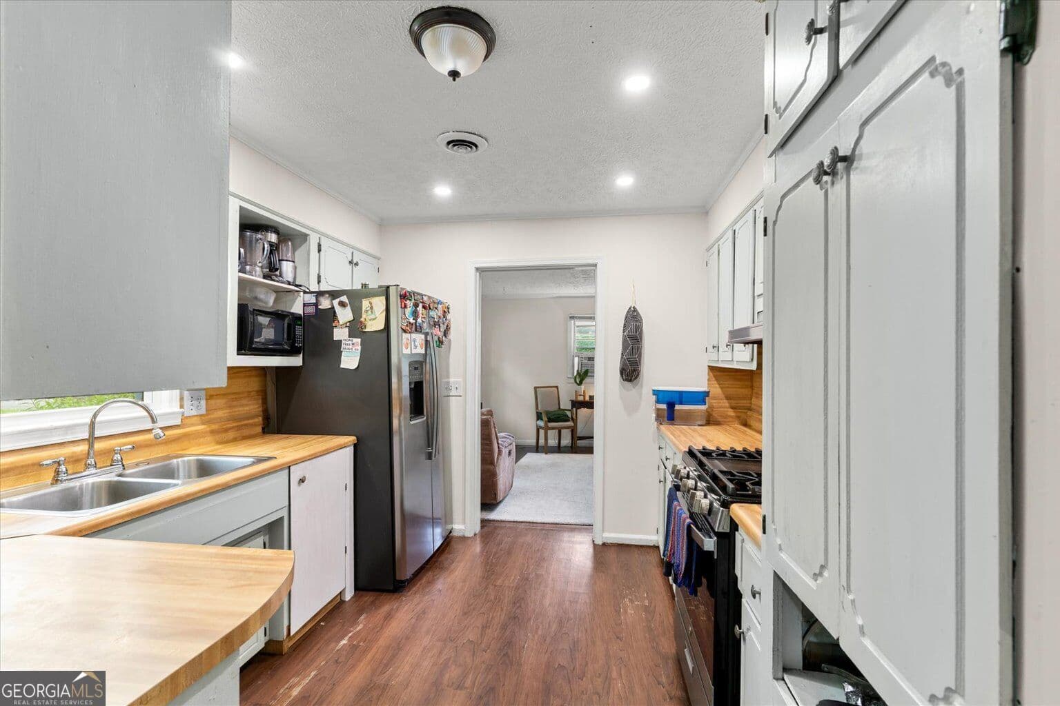 3 bedroom, 1 bathroom, 1,408 sq ft single family residence for sale at 156 NW Parker Road, Calhoun, GA 30701 — photo 9