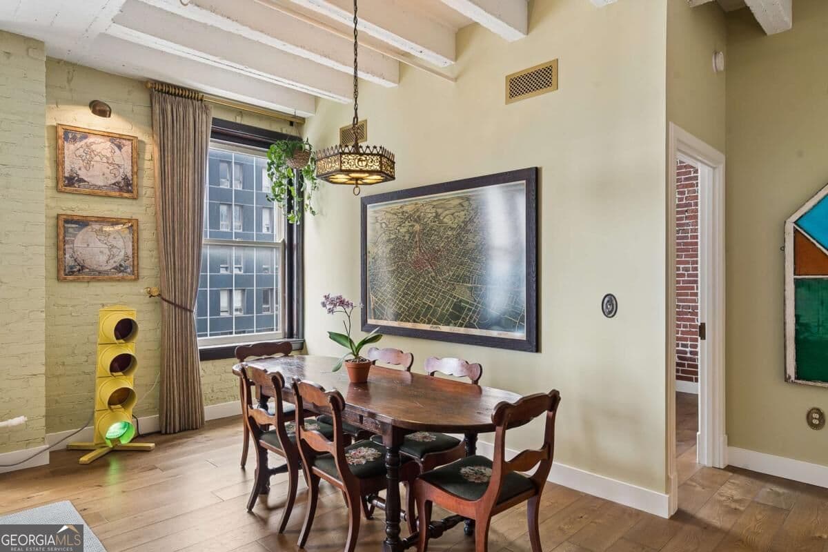 1 bedroom, 1 bathroom, 902 sq ft condominium for sale at 32 Peachtree Street 1603, Atlanta, GA 30303 — photo 7