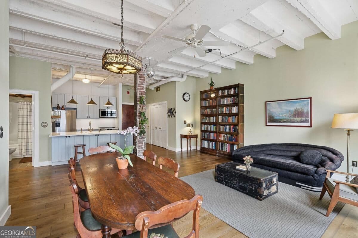 1 bedroom, 1 bathroom, 902 sq ft condominium for sale at 32 Peachtree Street 1603, Atlanta, GA 30303 — photo 5