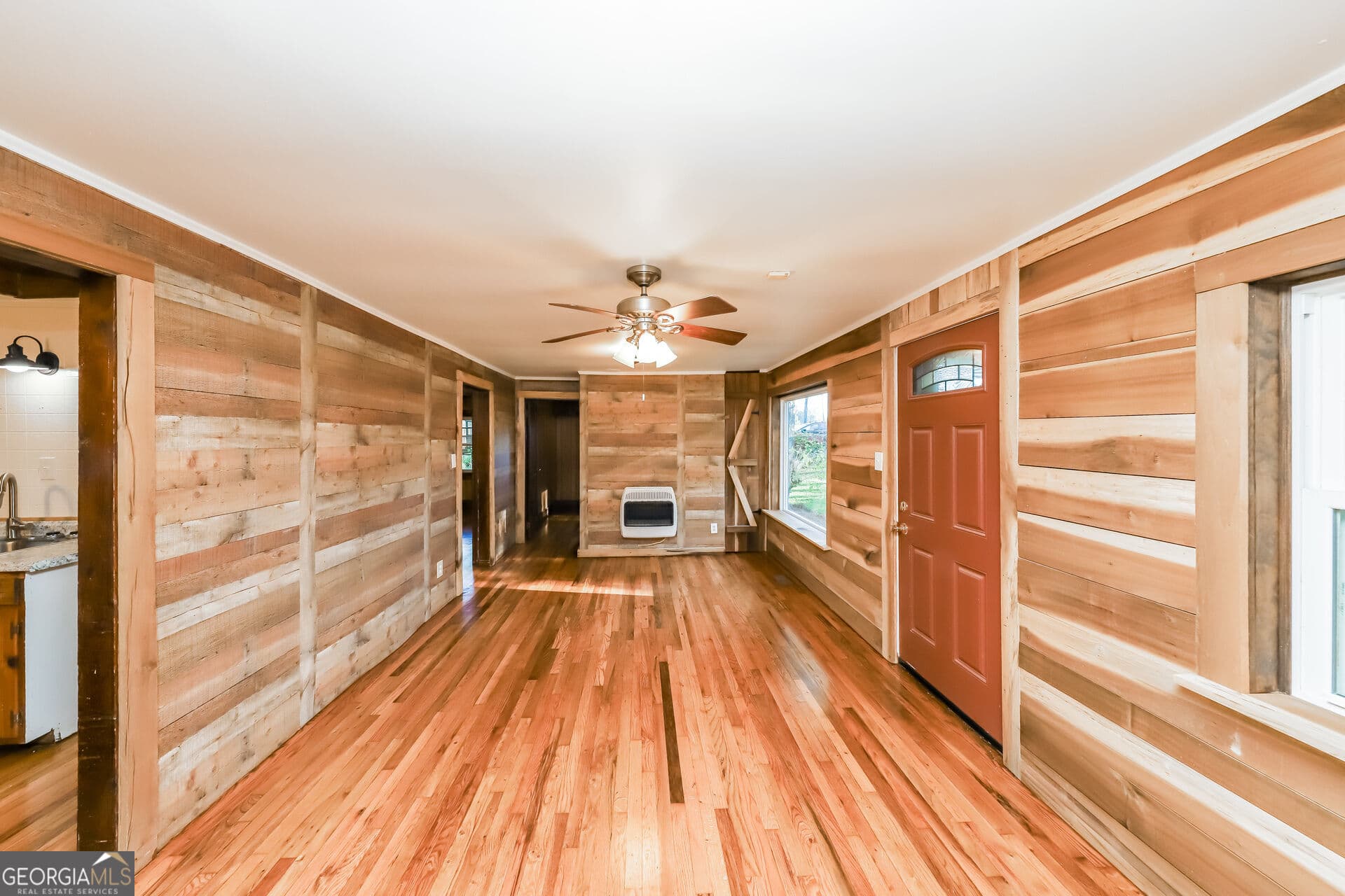 2 bedroom, 1 bathroom, 1,152 sq ft single family residence under contract at 113 Eason Street, Bowdon, GA 30108 — photo 3