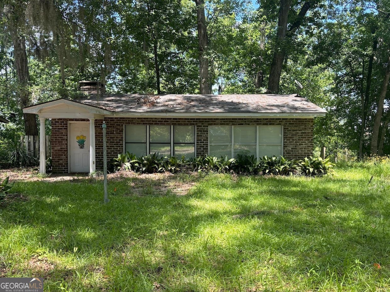1 bedroom, 1 bathroom, 980 sq ft single family residence for sale at 282 Tuckasee King Road, Clyo, GA 31303