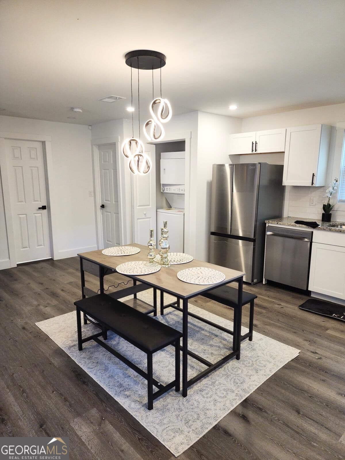 3 bedroom, 2 bathroom single family residence for rent at 192 Hemphill School Road, Atlanta, GA 30331 for $2,300 a month — photo 2