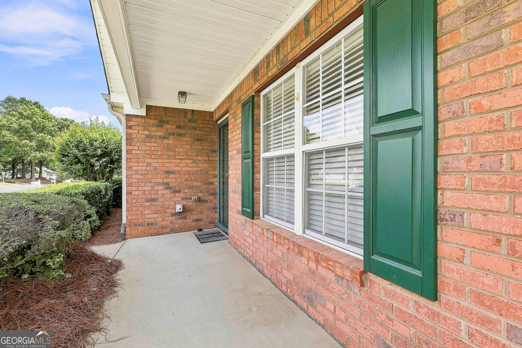 2 bedroom, 2 bathroom, 1,353 sq ft single family residence for sale at 280 Autumn Glen Circle, Fayetteville, GA 30215 — photo 5