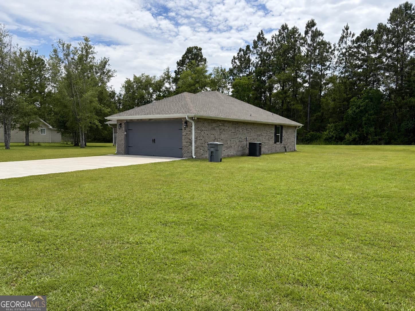 3 bedroom, 2 bathroom, 1,393 sq ft single family residence for sale at 135 Galloway Drive, Folkston, GA 31537 — photo 2