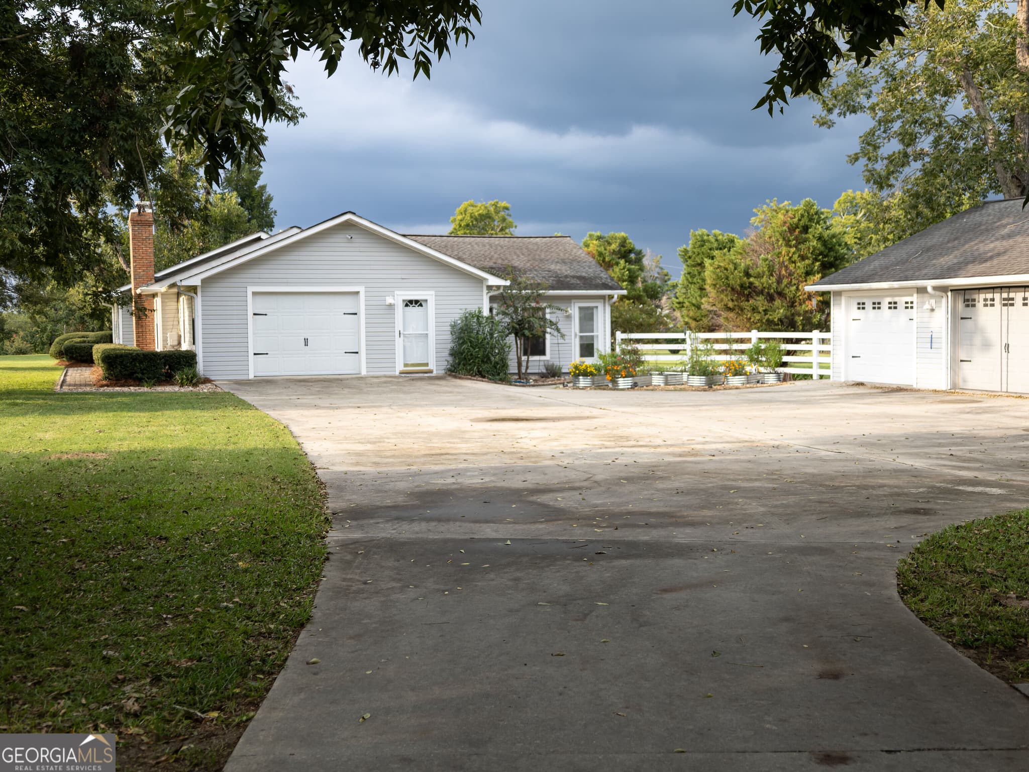 3 bedroom, 3 bathroom, 2,027 sq ft single family residence under contract at 3281 Ga Highway 15, Vidalia, GA 30474 — photo 7