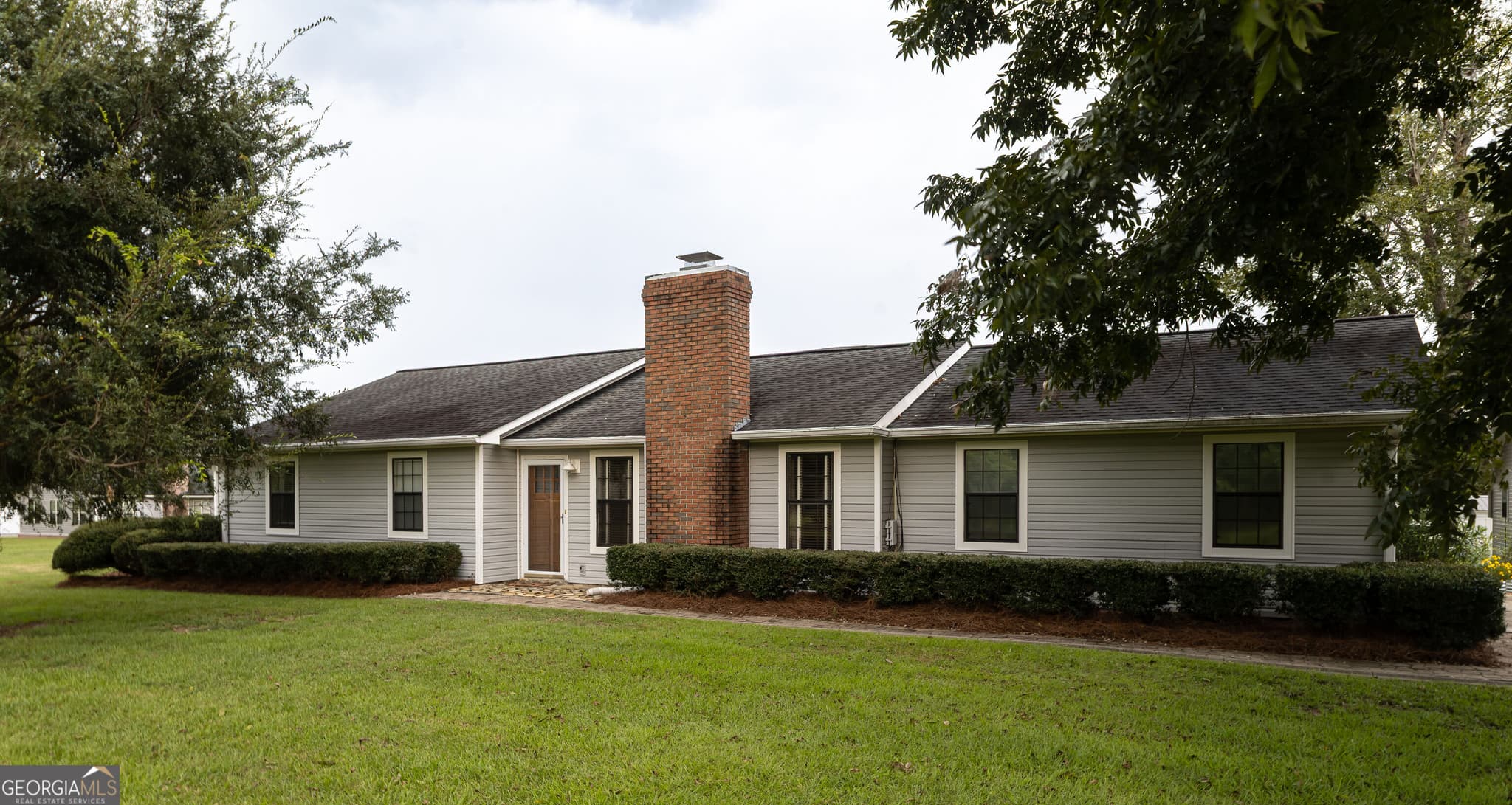 3 bedroom, 3 bathroom, 2,027 sq ft single family residence under contract at 3281 Ga Highway 15, Vidalia, GA 30474