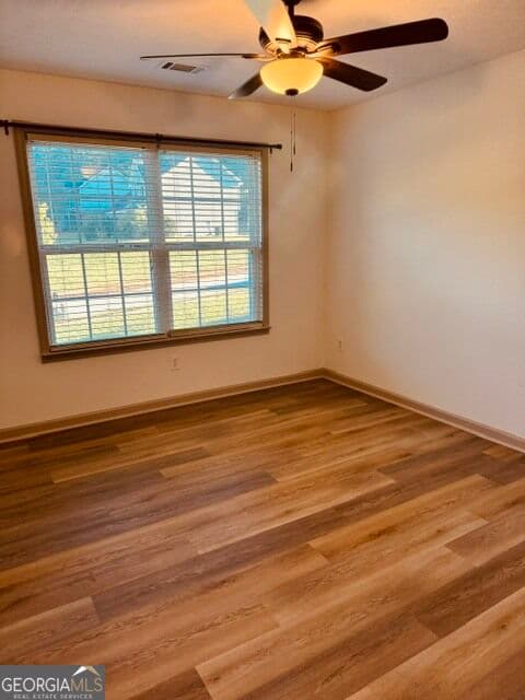 3 bedroom, 2.5 bathroom, 1,688 sq ft single family residence for sale at 250 Windsong Circle, Social Circle, GA 30025 — photo 9
