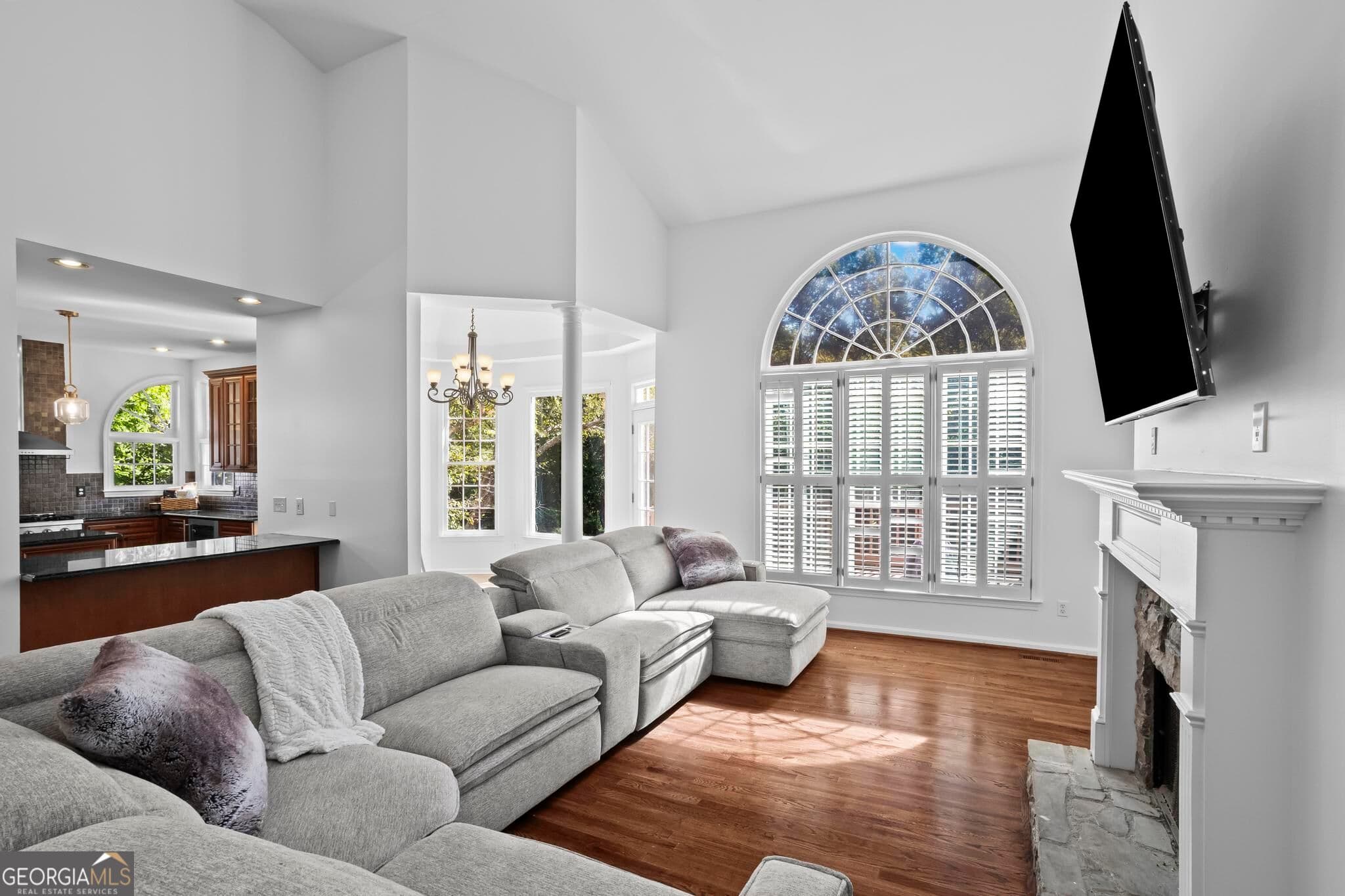 5 bedroom, 3.5 bathroom, 4,713 sq ft single family residence for sale at 2168 Major Loring Way, Marietta, GA 30064 — photo 5
