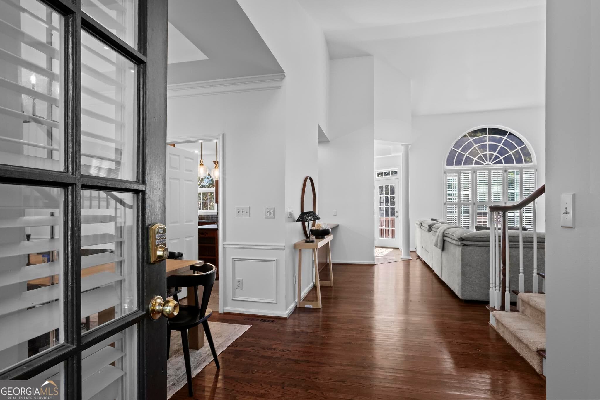 5 bedroom, 3.5 bathroom, 4,713 sq ft single family residence for sale at 2168 Major Loring Way, Marietta, GA 30064 — photo 4