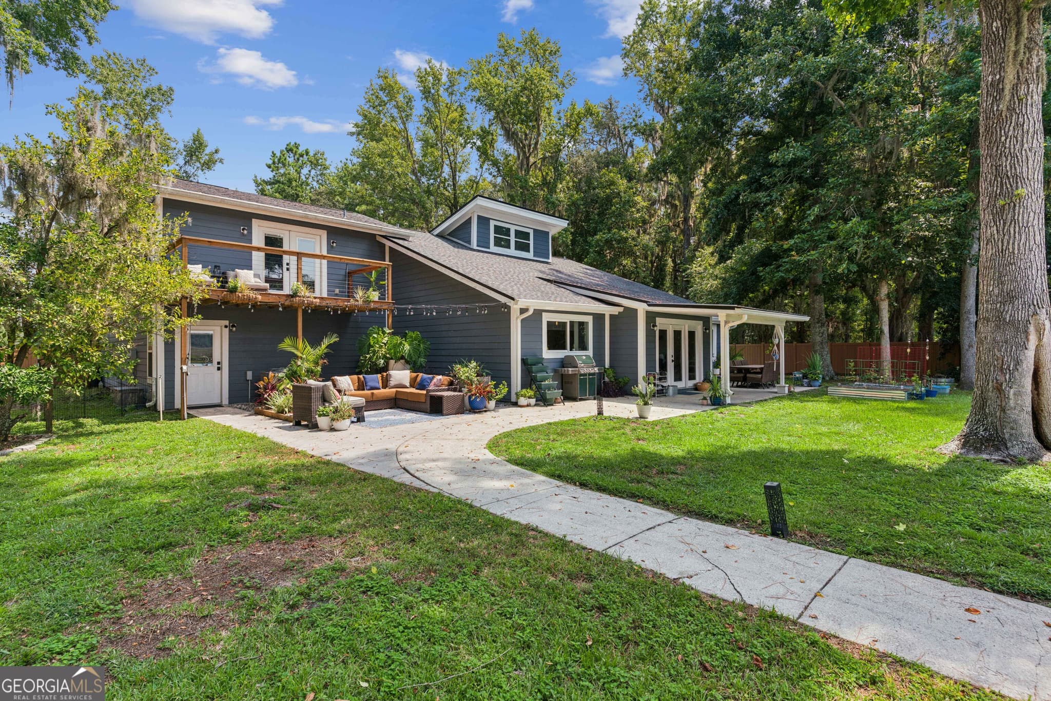 5 bedroom, 5.5 bathroom, 3,768 sq ft single family residence for sale at 298 Deals Circle, Woodbine, GA 31569 — photo 2