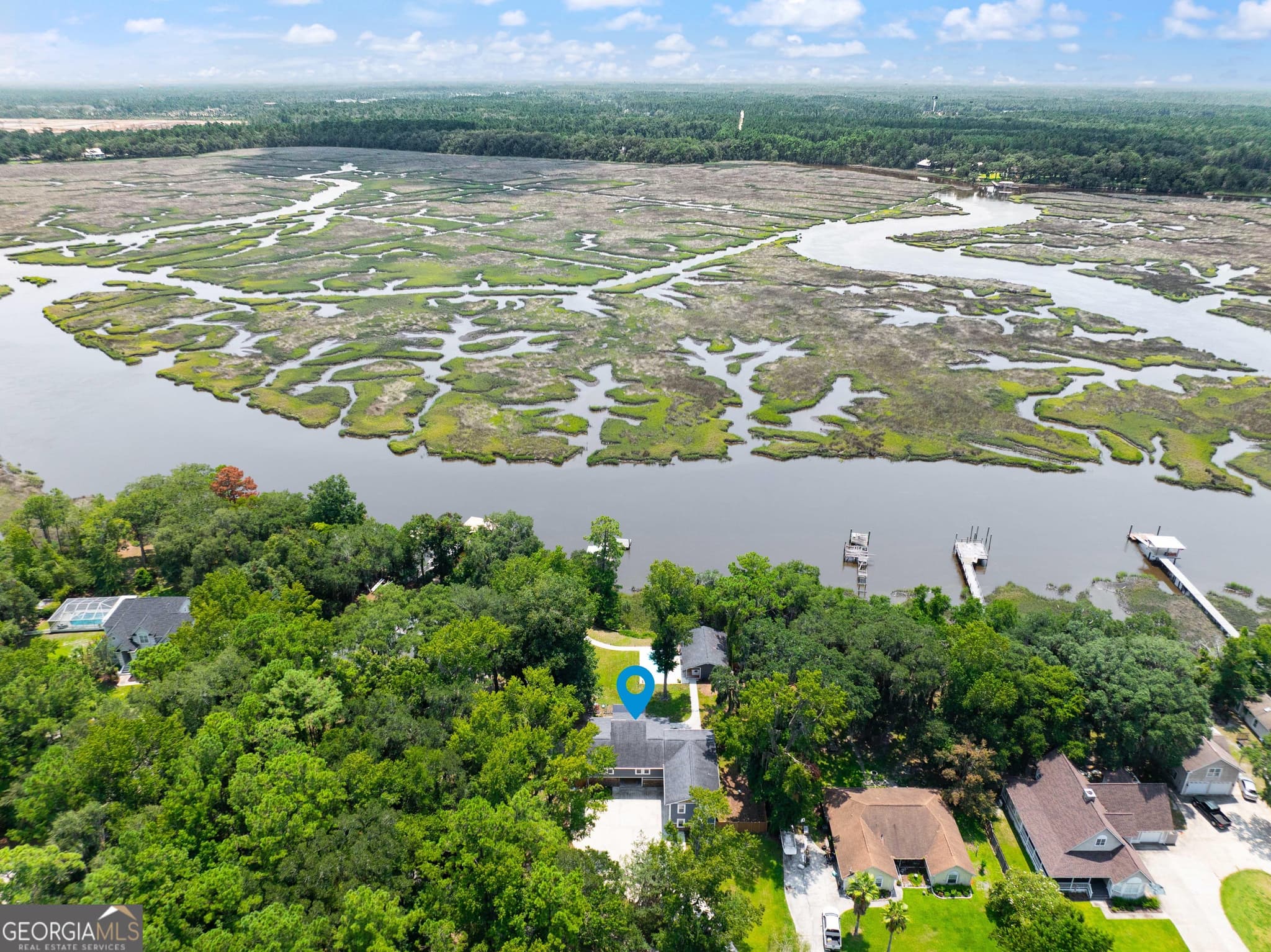 5 bedroom, 5.5 bathroom, 3,768 sq ft single family residence for sale at 298 Deals Circle, Woodbine, GA 31569