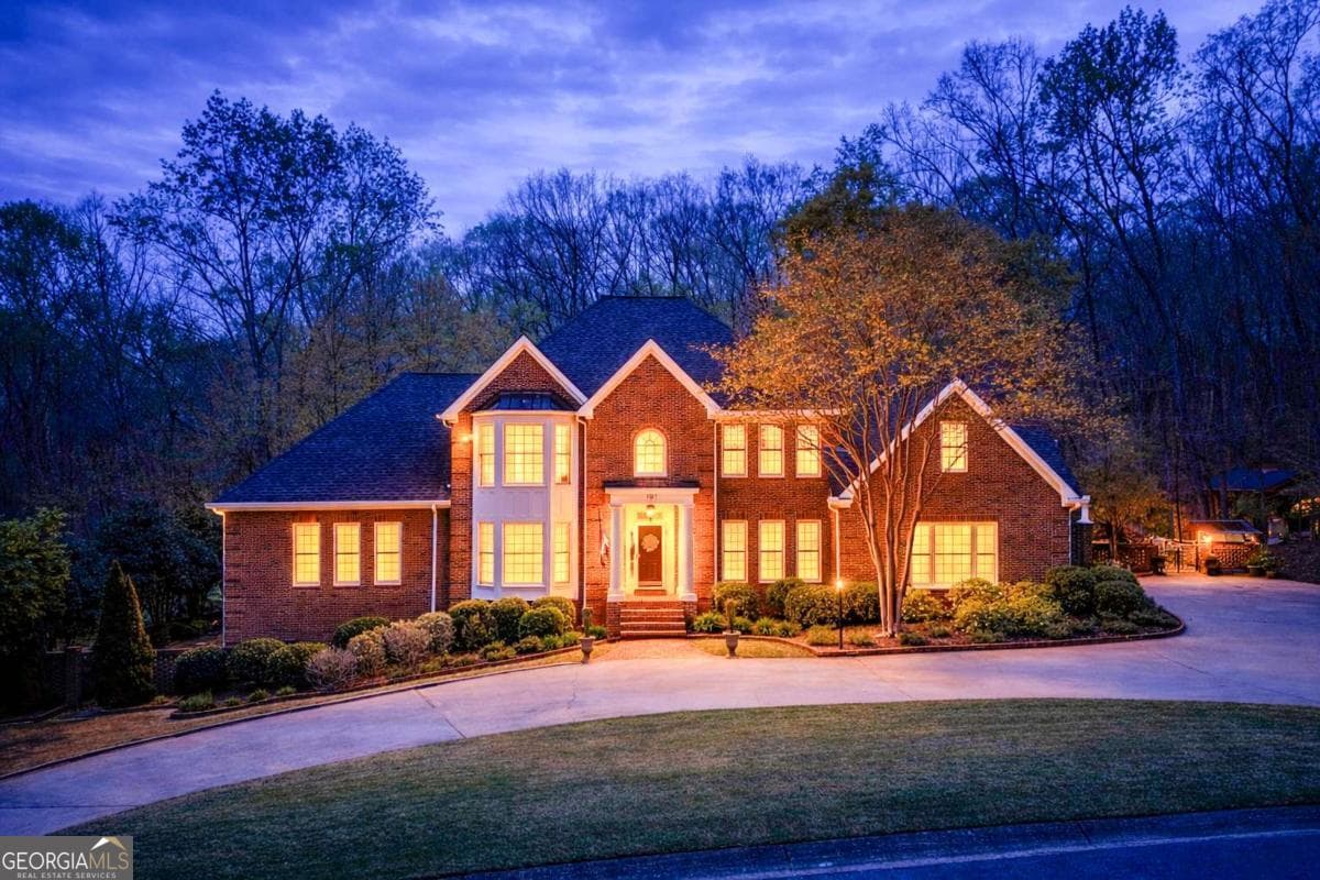 6 bedroom, 6 bathroom, 6,337 sq ft single family residence for sale at 101 Middleton Court, Athens, GA 30606