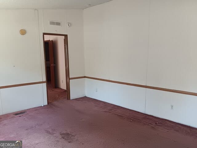 3 bedroom, 2 bathroom, 1,904 sq ft manufactured home,single family residence under contract at 176 Pineland Estates Road, Cochran, GA 31014 — photo 4