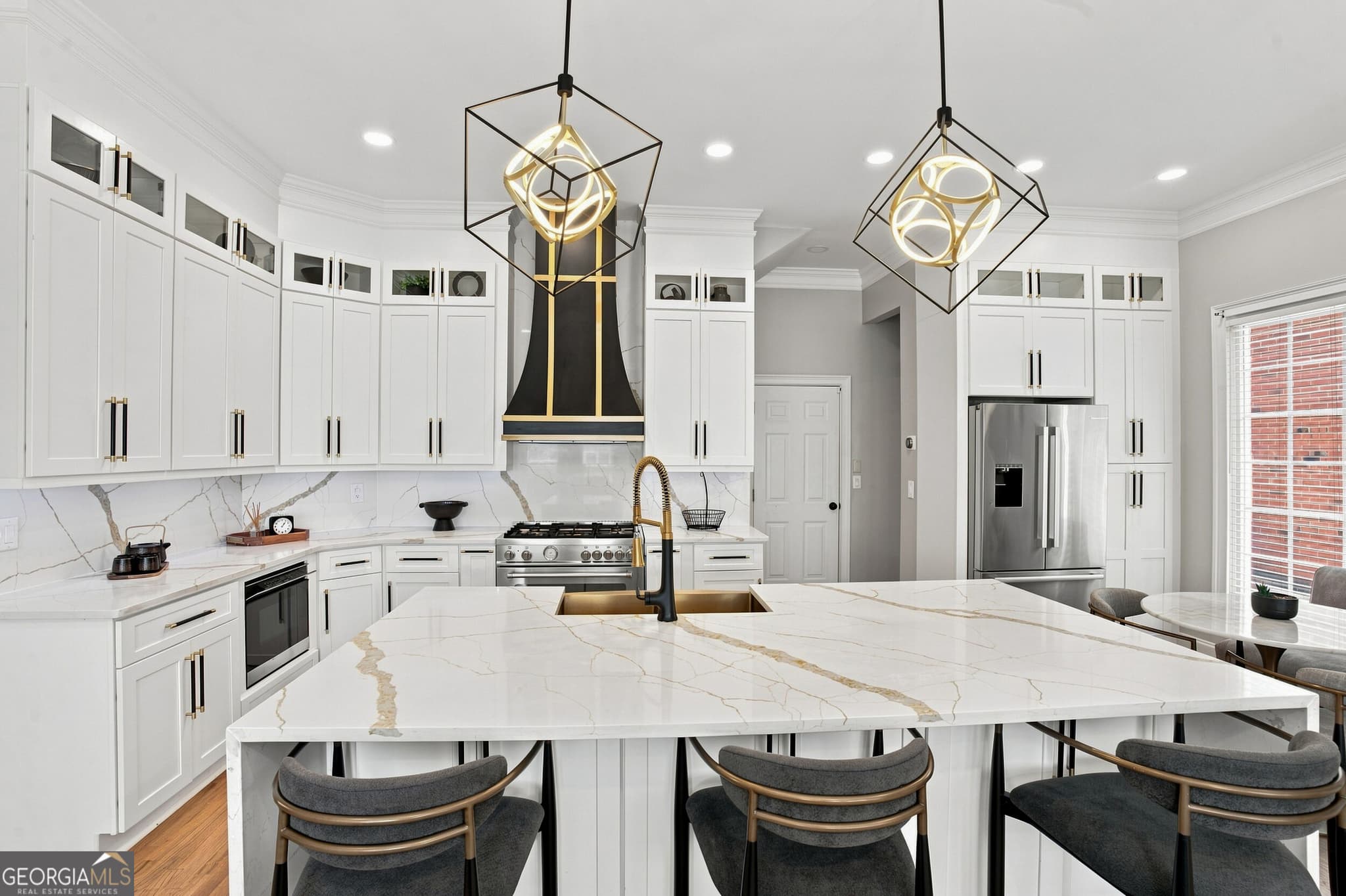 6 bedroom, 5 bathroom, 4,500 sq ft single family residence for sale at 1003 Wescott Lane, Sandy Springs, GA 30319 — photo 3