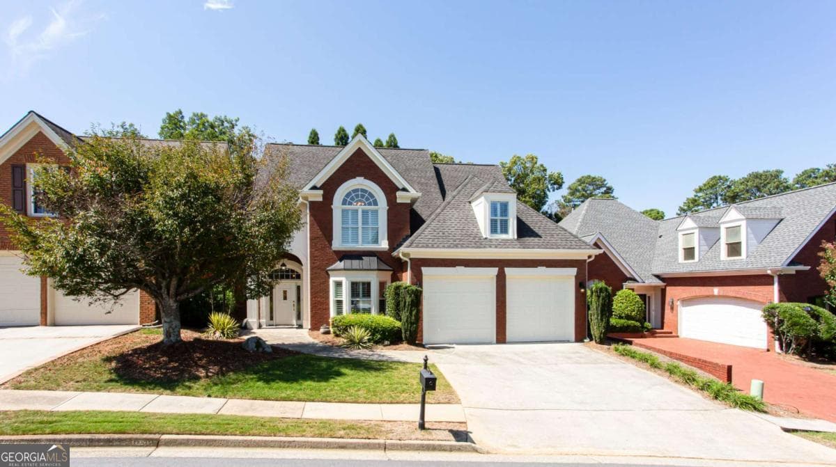 4 bedroom, 2.5 bathroom, 2,982 sq ft single family residence sold at 2100 Glenhurst Drive, Snellville, GA 30078