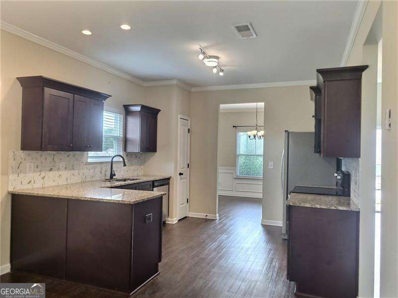 4 bedroom, 2.5 bathroom, 2,269 sq ft single family residence for sale at 271 Fieldcrest Drive, Dallas, GA 30132 — photo 7