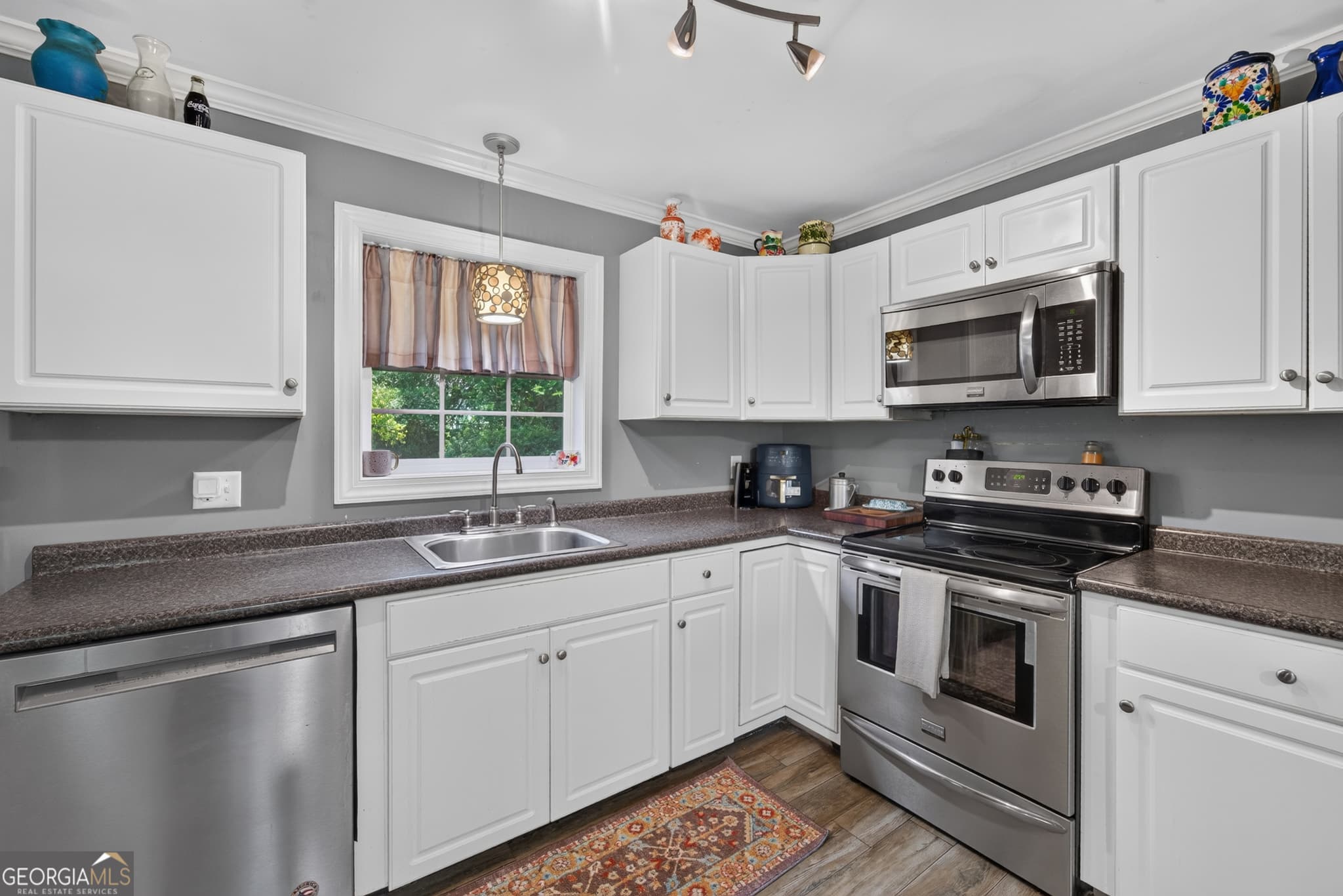 3 bedroom, 2 bathroom, 2,616 sq ft single family residence for sale at 1804 Danora Drive, Waycross, GA 31501 — photo 7