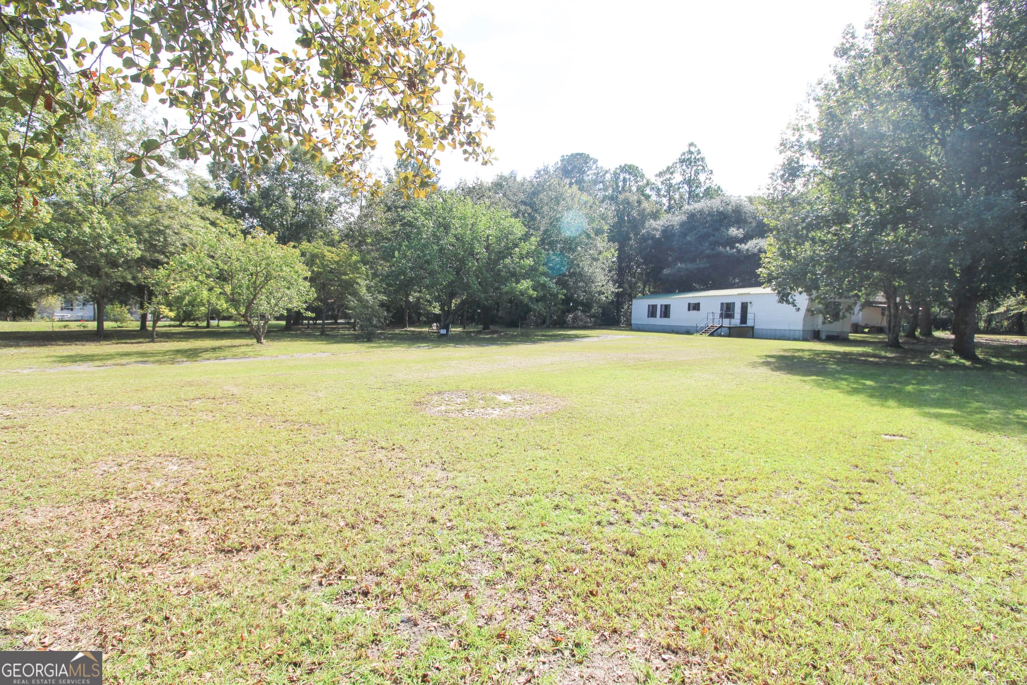 2 bedroom, 2 bathroom, 1,120 sq ft manufactured home,single family residence for sale at 521 Pine Needle Drive, Ellabell, GA 31308 — photo 2