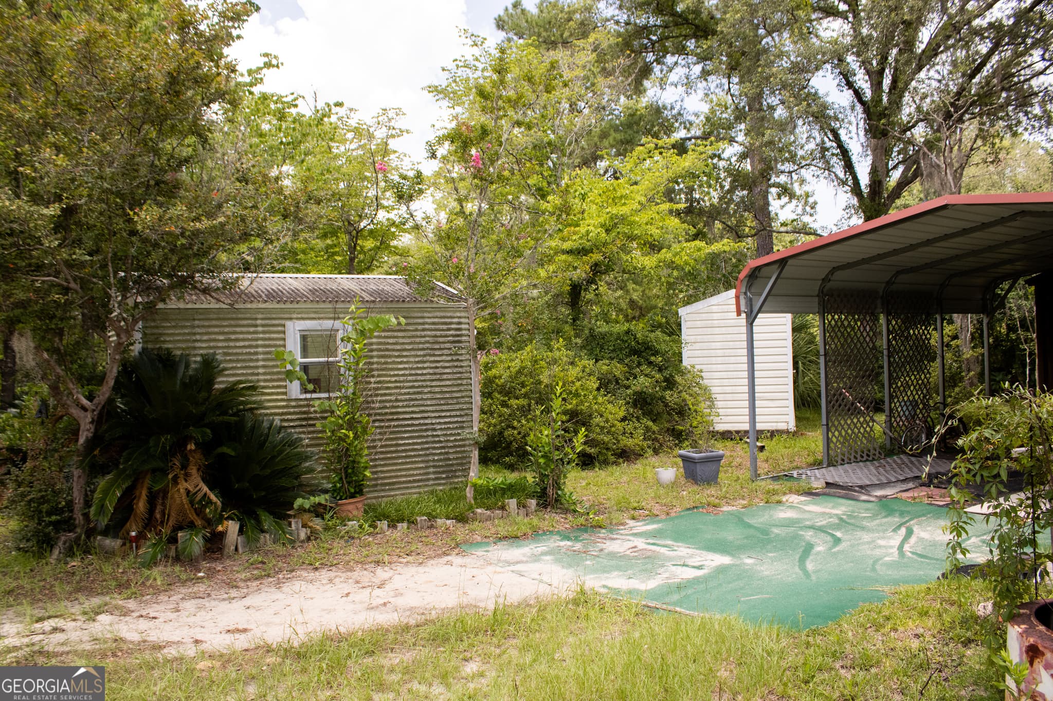 3 bedroom, 2 bathroom, 1,584 sq ft manufactured home,single family residence for sale at 145 Payne Circle, Waynesville, GA 31566 — photo 5