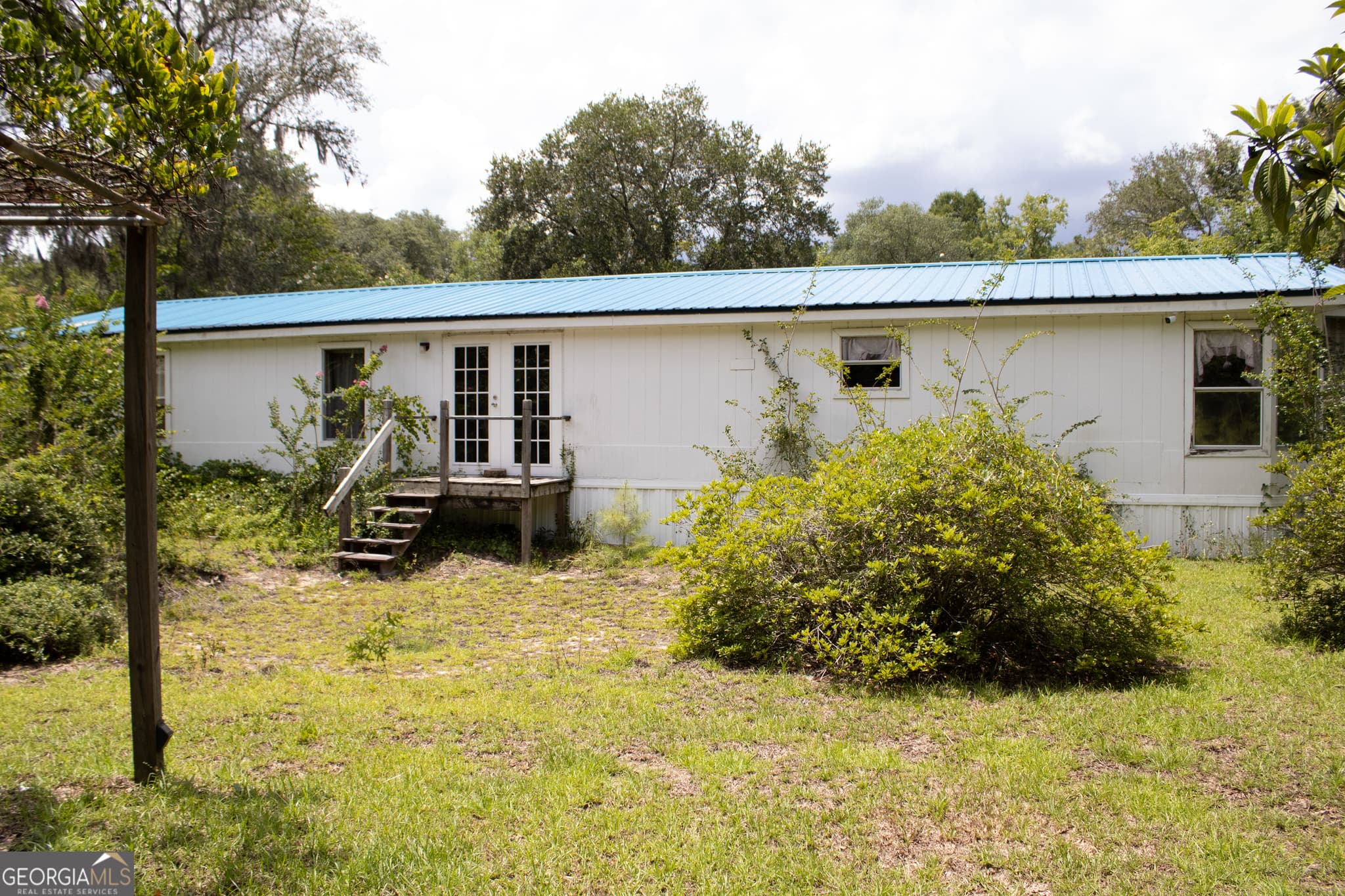3 bedroom, 2 bathroom, 1,584 sq ft manufactured home,single family residence for sale at 145 Payne Circle, Waynesville, GA 31566 — photo 9