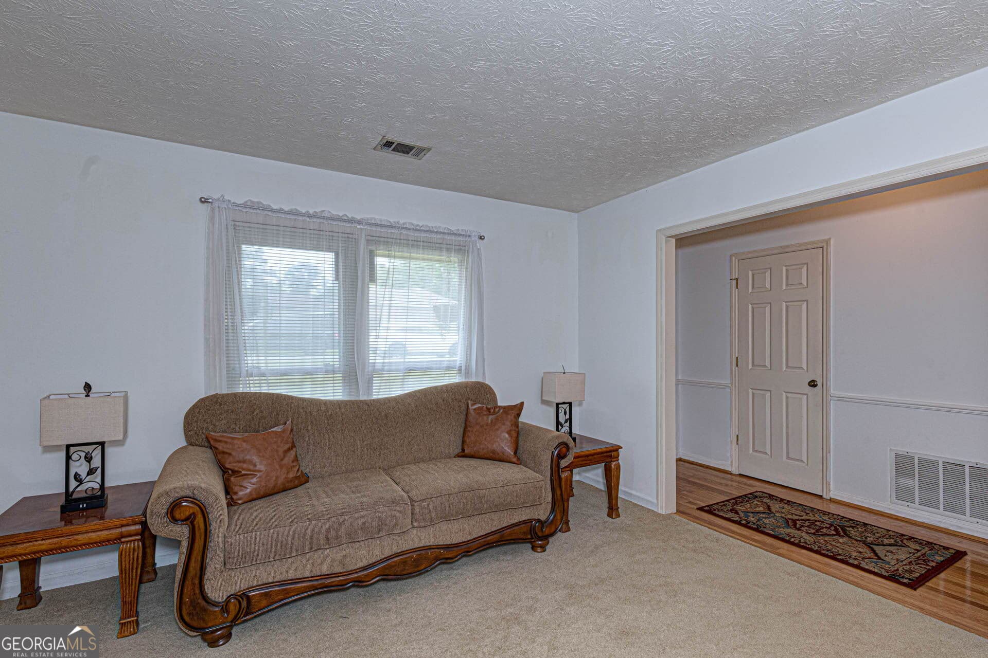 3 bedroom, 3 bathroom, 2,524 sq ft single family residence for sale at 4309 Castlewood Court, Columbus, GA 31907 — photo 3