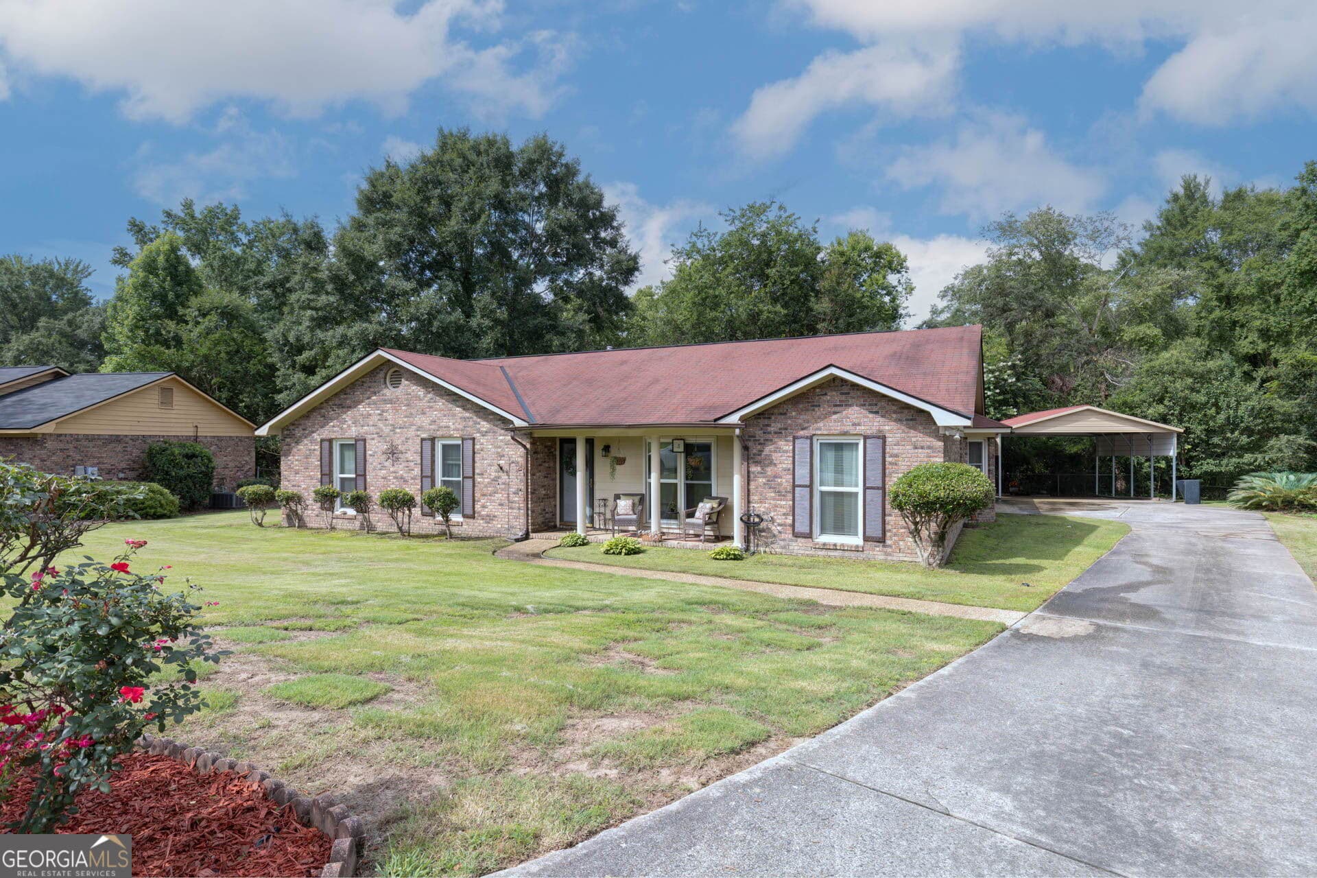 3 bedroom, 3 bathroom, 2,524 sq ft single family residence for sale at 4309 Castlewood Court, Columbus, GA 31907
