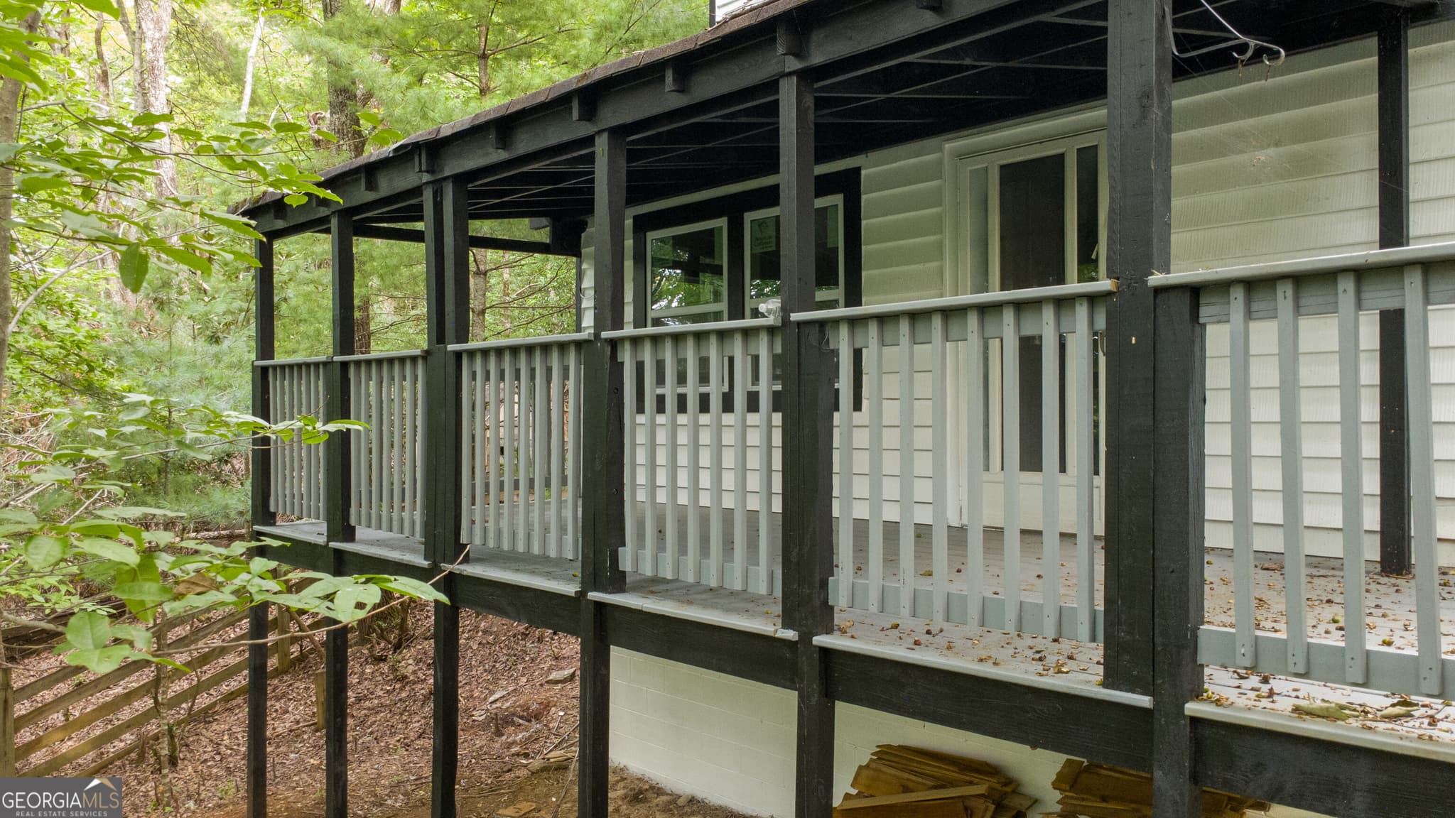 3 bedroom, 2 bathroom, 1,792 sq ft single family residence for sale at 209 Ashley Lane, Dahlonega, GA 30533 — photo 9