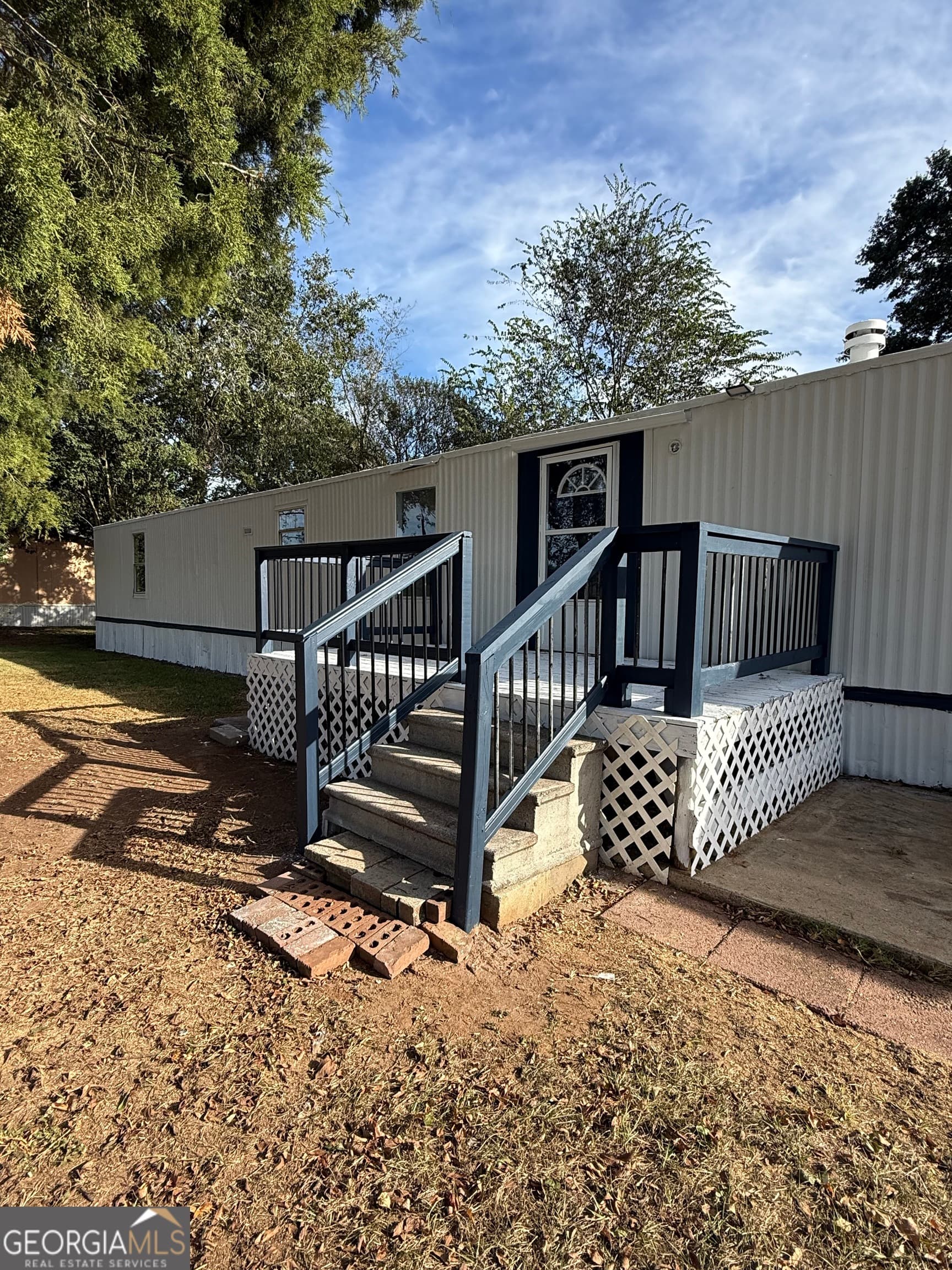 3 bedroom, 2 bathroom mobile home for sale at 8410 Hawkinsville Road LOT 42, Macon, GA 31216 — photo 2
