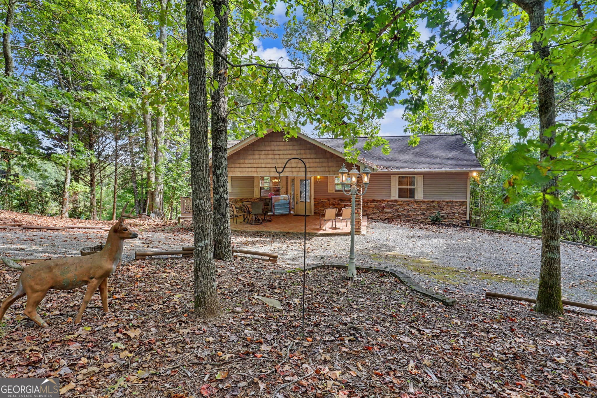 3 bedroom, 3 bathroom, 2,000 sq ft single family residence for sale at 804 Wikle Road, Hayesville, NC 28904 — photo 3