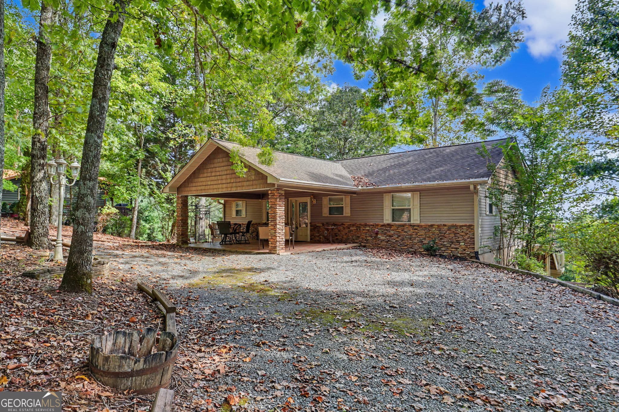 3 bedroom, 3 bathroom, 2,000 sq ft single family residence for sale at 804 Wikle Road, Hayesville, NC 28904