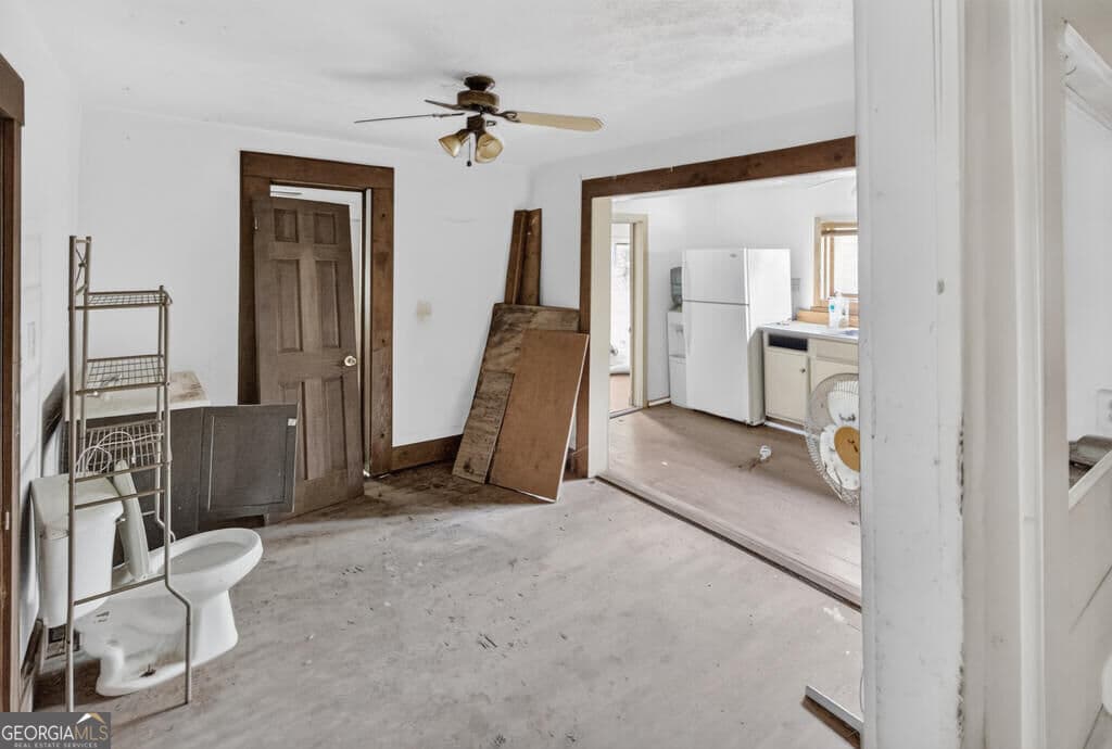 2 bedroom, 1 bathroom single family residence for sale at 367 E Second Street, Blue Ridge, GA 30513 — photo 6