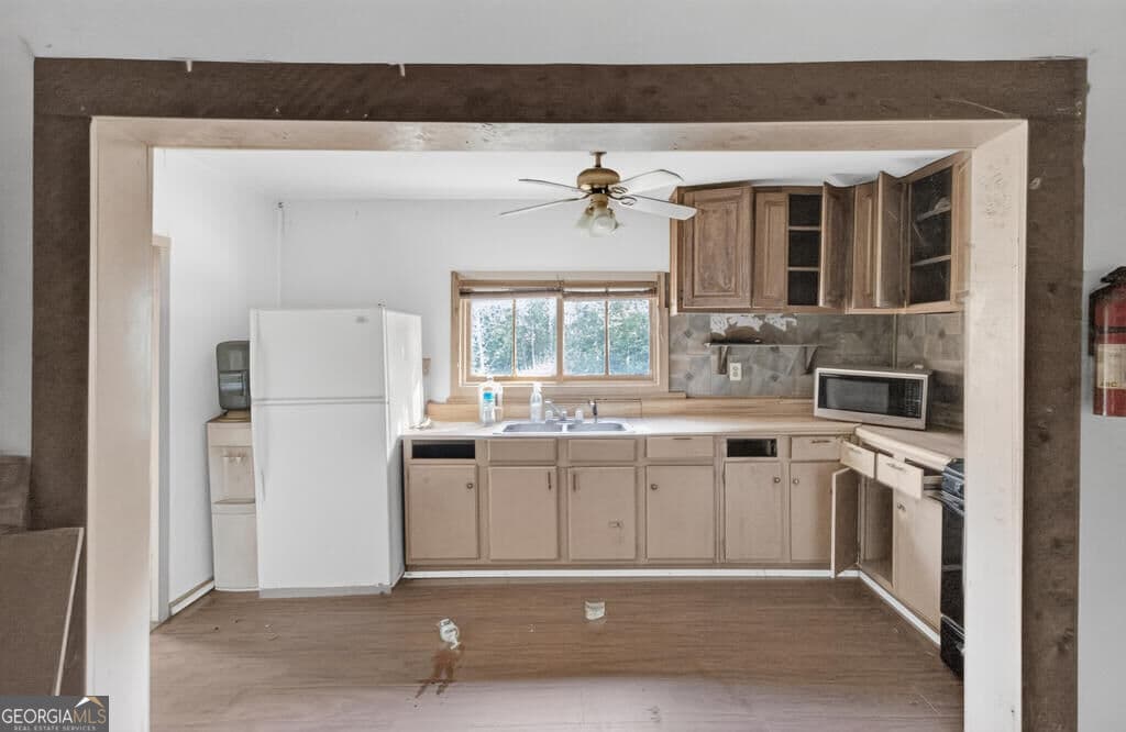 2 bedroom, 1 bathroom single family residence for sale at 367 E Second Street, Blue Ridge, GA 30513 — photo 8