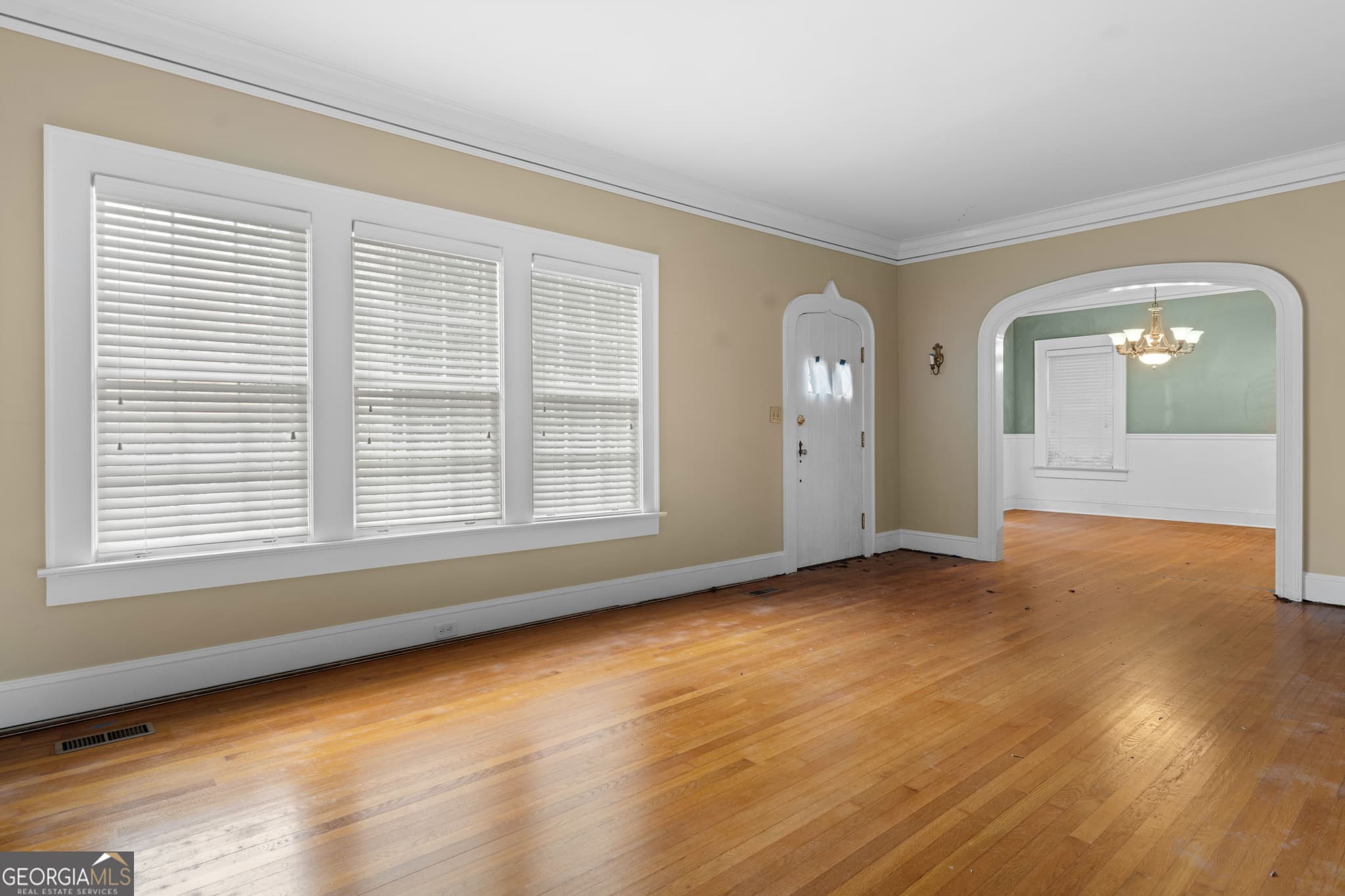 3 bedroom, 2.5 bathroom, 2,947 sq ft single family residence for sale at 1080 Clifton Road, Atlanta, GA 30307 — photo 8