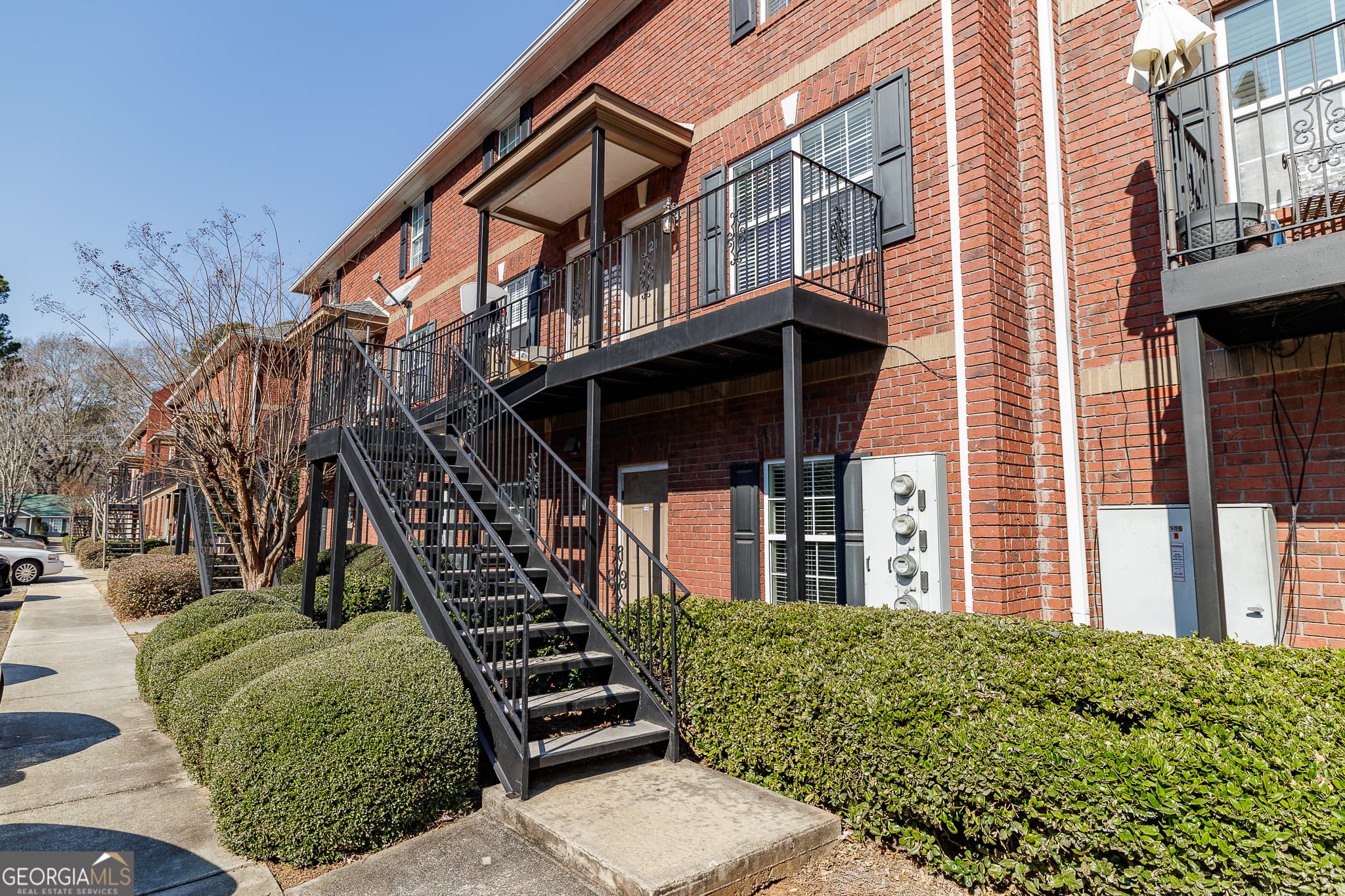 2 bedroom, 2.5 bathroom, 1,088 sq ft condominium for sale at 105 Whitehead Road 21, Athens, GA 30606 — photo 1 of 29
