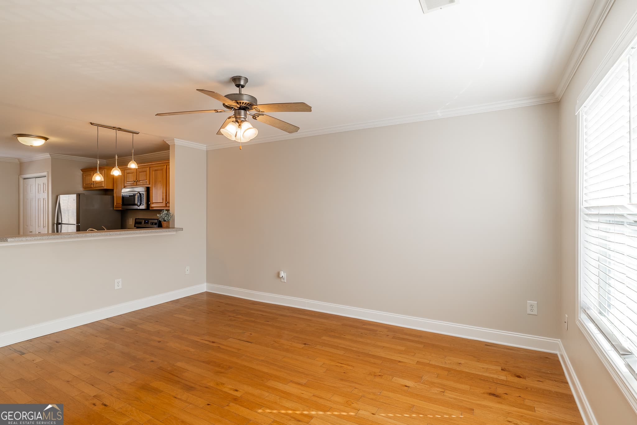 2 bedroom, 2.5 bathroom, 1,088 sq ft condominium for sale at 105 Whitehead Road 21, Athens, GA 30606 — photo 4