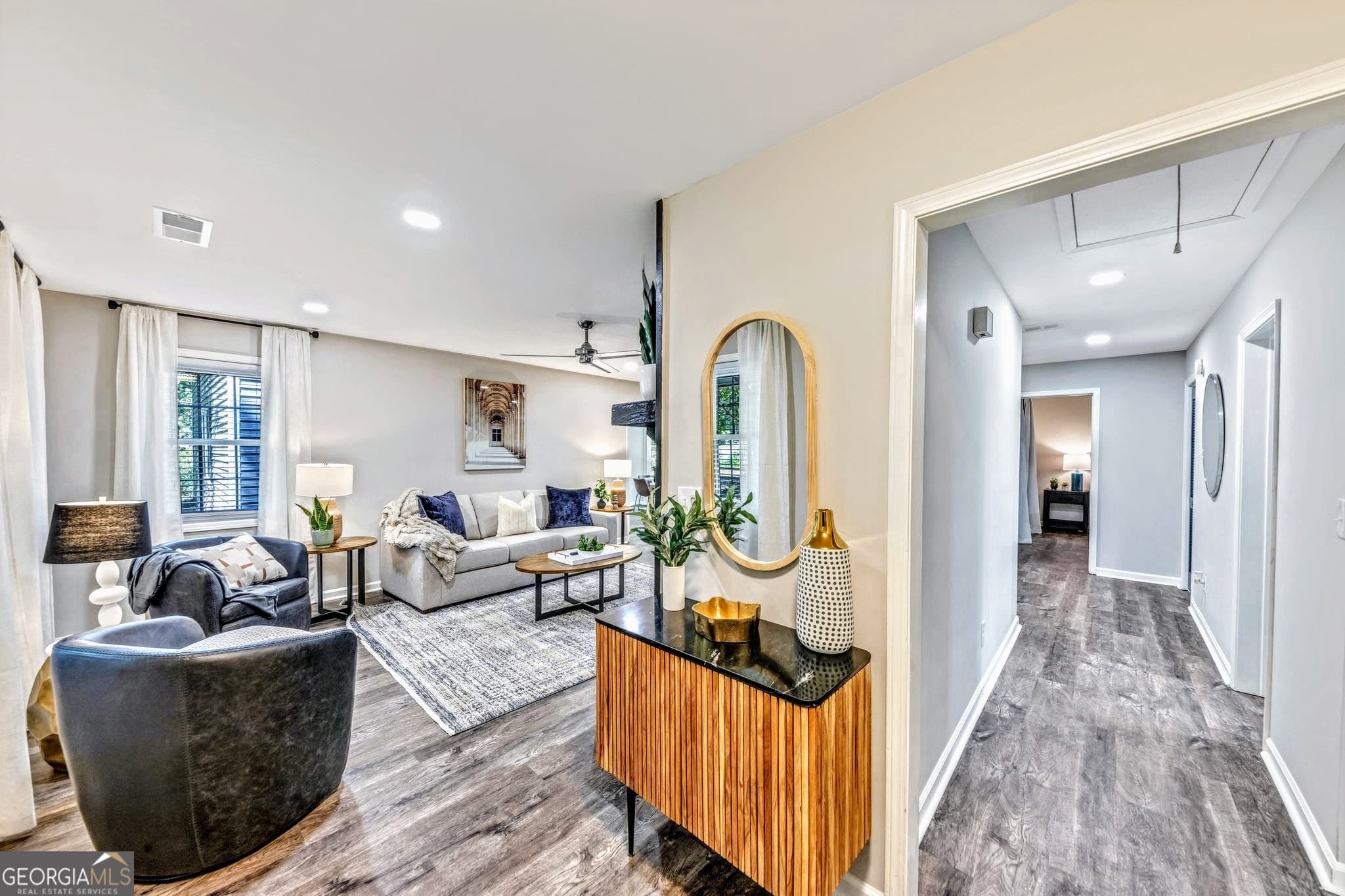 4 bedroom, 3 bathroom, 2,600 sq ft single family residence for rent at 527 Charing Cross Drive, Marietta, GA 30066 for $6,300 a month — photo 3