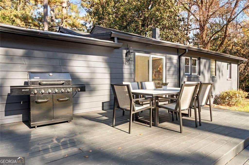 3 bedroom, 2 bathroom, 1,560 sq ft single family residence for rent at 1333 Victor Road, Atlanta, GA 30324 for $6,500 a month — photo 3
