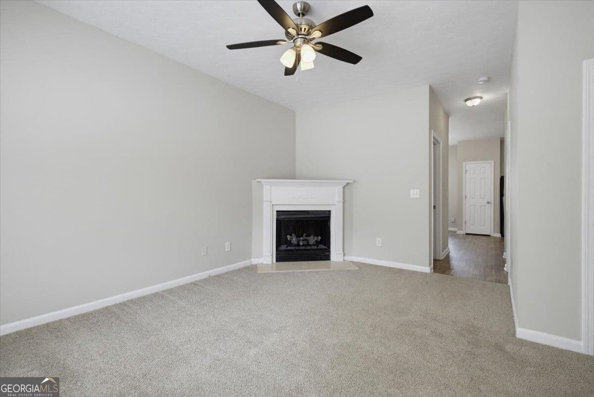 3 bedroom, 2.5 bathroom, 1,384 sq ft townhouse for sale at 2340 Marlin Drive, Mcdonough, GA 30253 — photo 5