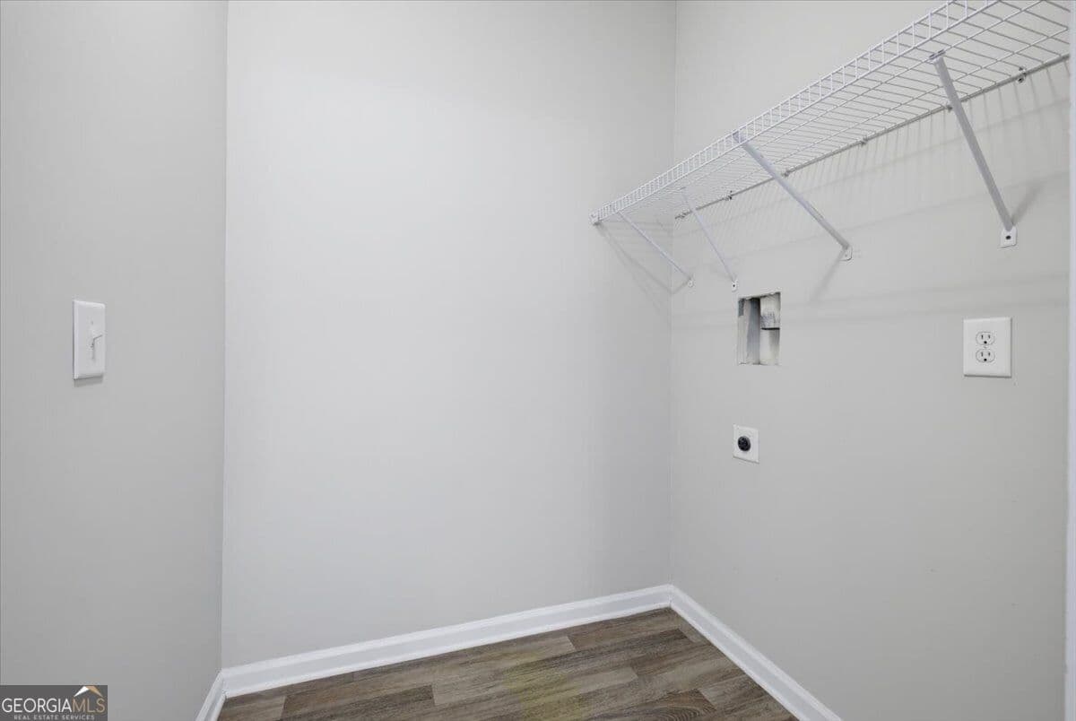 3 bedroom, 2.5 bathroom, 1,384 sq ft townhouse for sale at 2340 Marlin Drive, Mcdonough, GA 30253 — photo 9