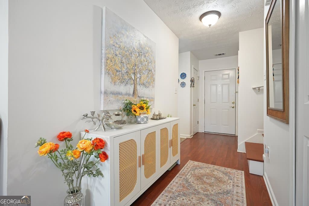 2 bedroom, 2.5 bathroom, 1,226 sq ft townhouse for sale at 4470 Maple Valley Drive, Cumming, GA 30040 — photo 5