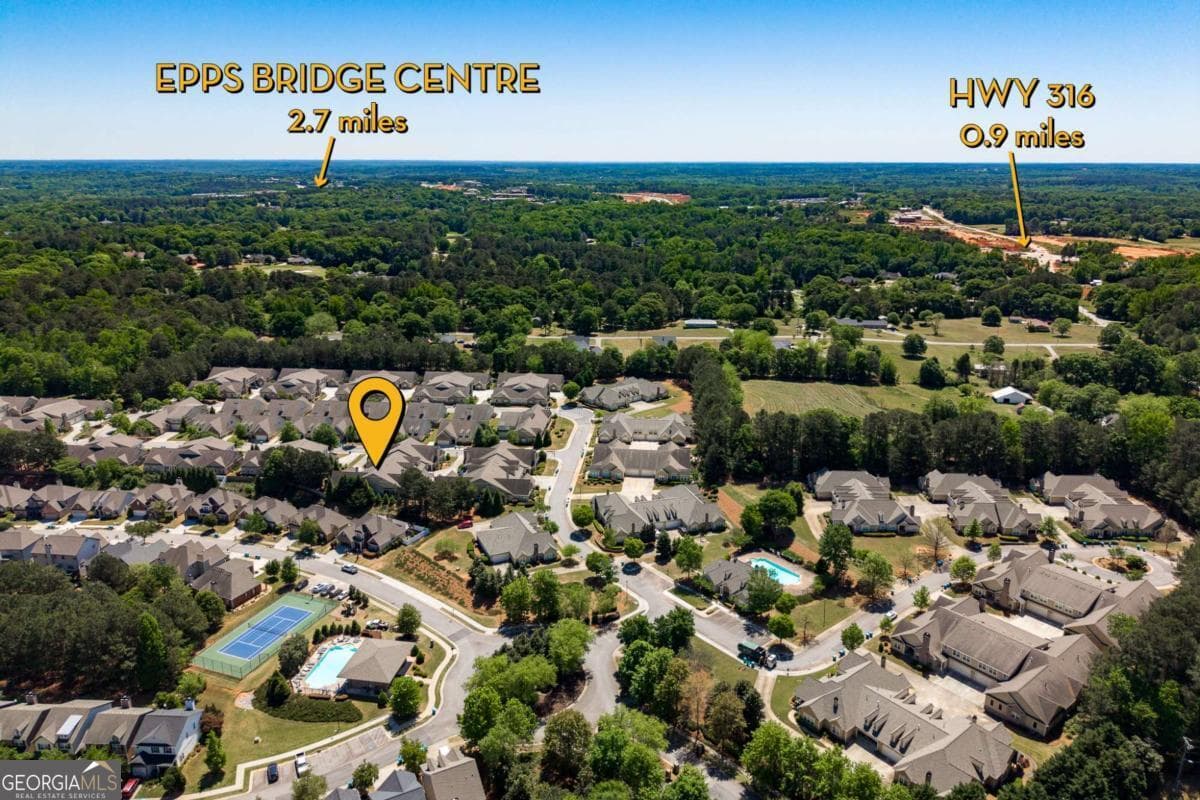 3 bedroom, 2.5 bathroom, 2,496 sq ft townhouse for sale at 3650 Orchard Circle, Watkinsville, GA 30677 — photo 2