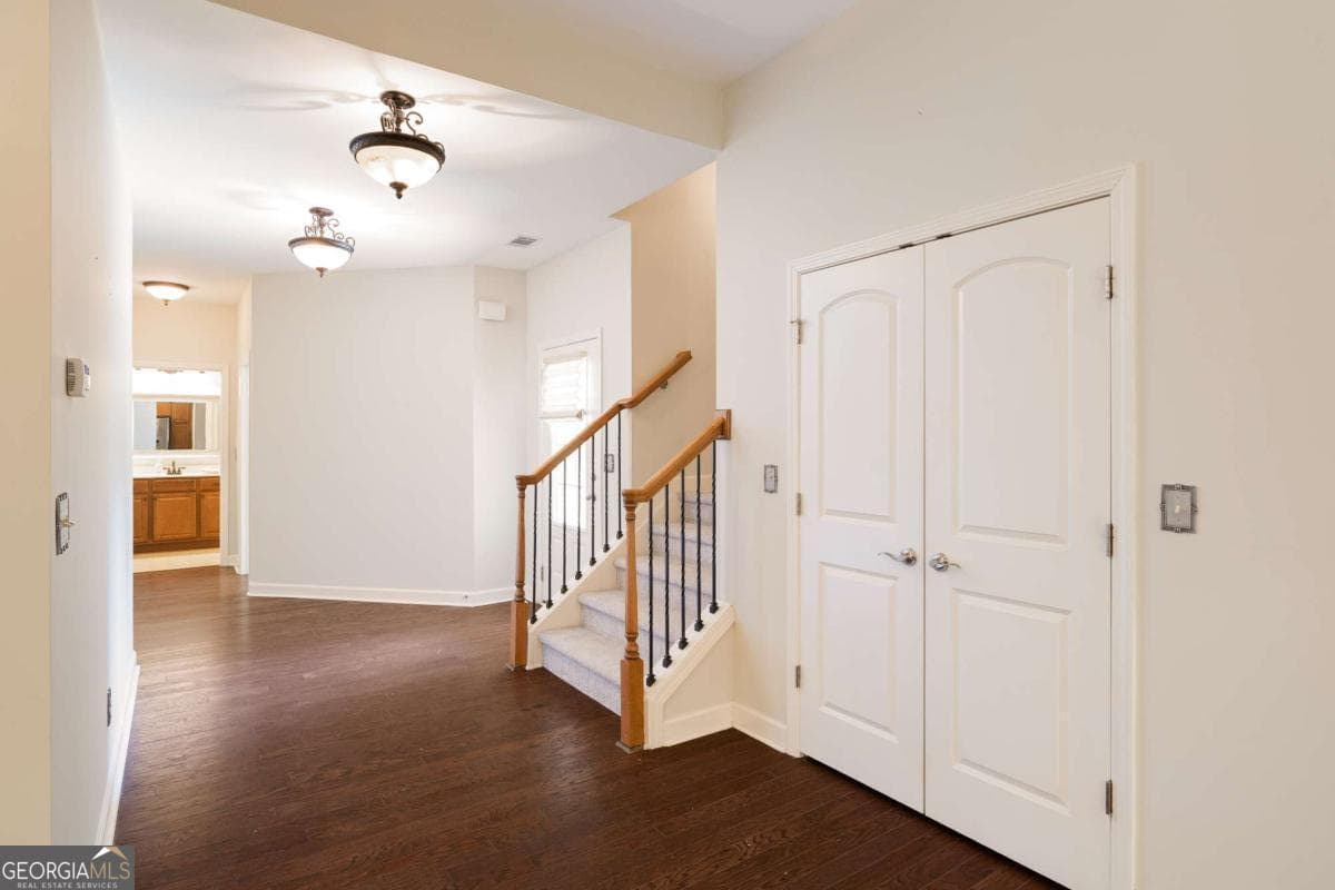 3 bedroom, 2.5 bathroom, 2,496 sq ft townhouse for sale at 3650 Orchard Circle, Watkinsville, GA 30677 — photo 7