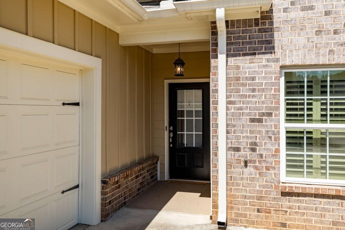 3 bedroom, 2.5 bathroom, 2,496 sq ft townhouse for sale at 3650 Orchard Circle, Watkinsville, GA 30677 — photo 5