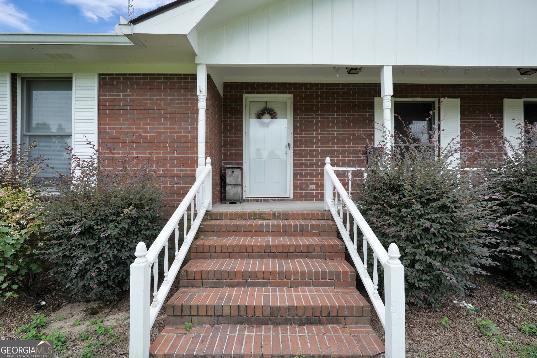 3 bedroom, 2.5 bathroom, 1,576 sq ft single family residence under contract at 14936 GA Highway 86, Soperton, GA 30457 — photo 6